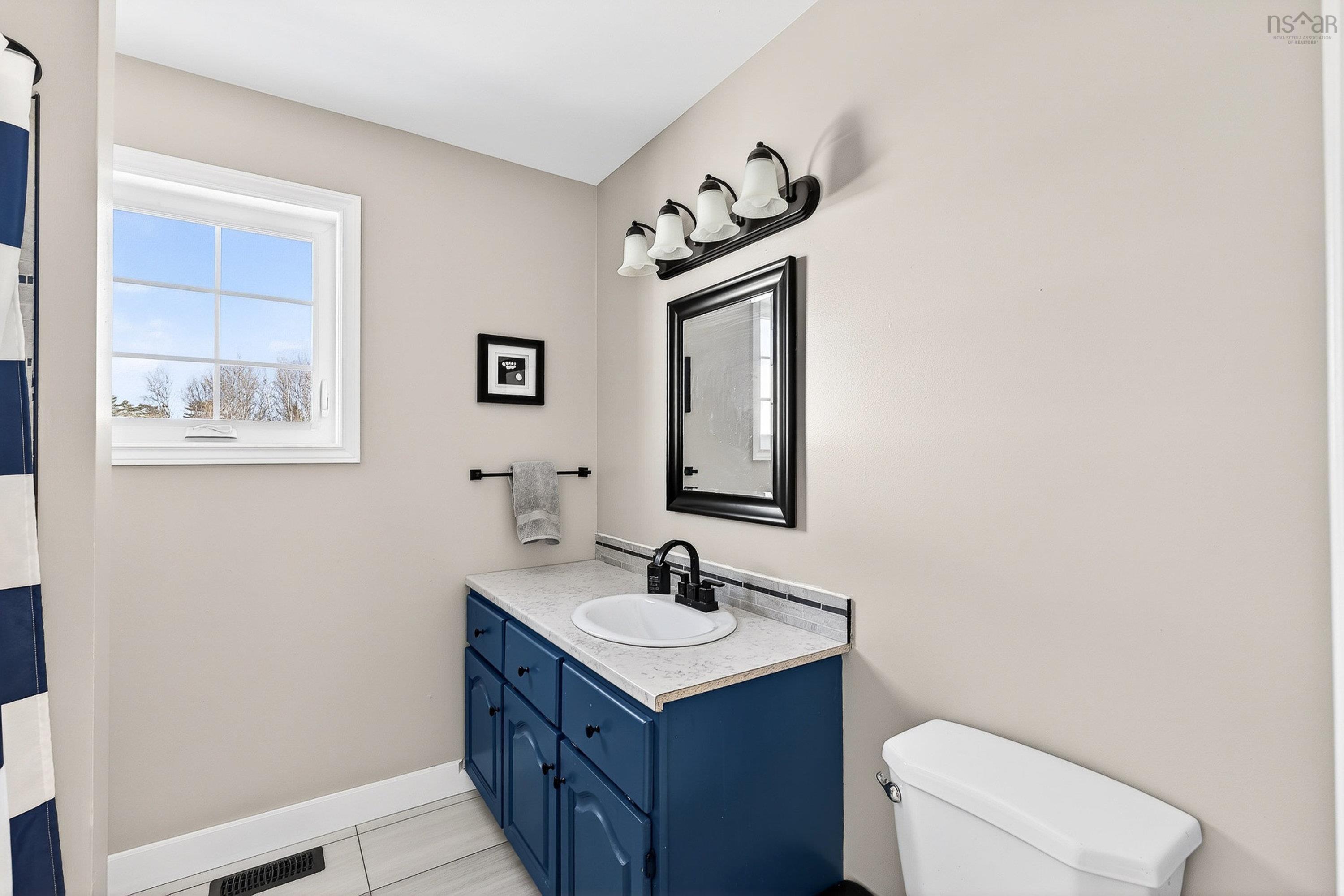 $599,900.00: 168 Highway 307, Wentworth