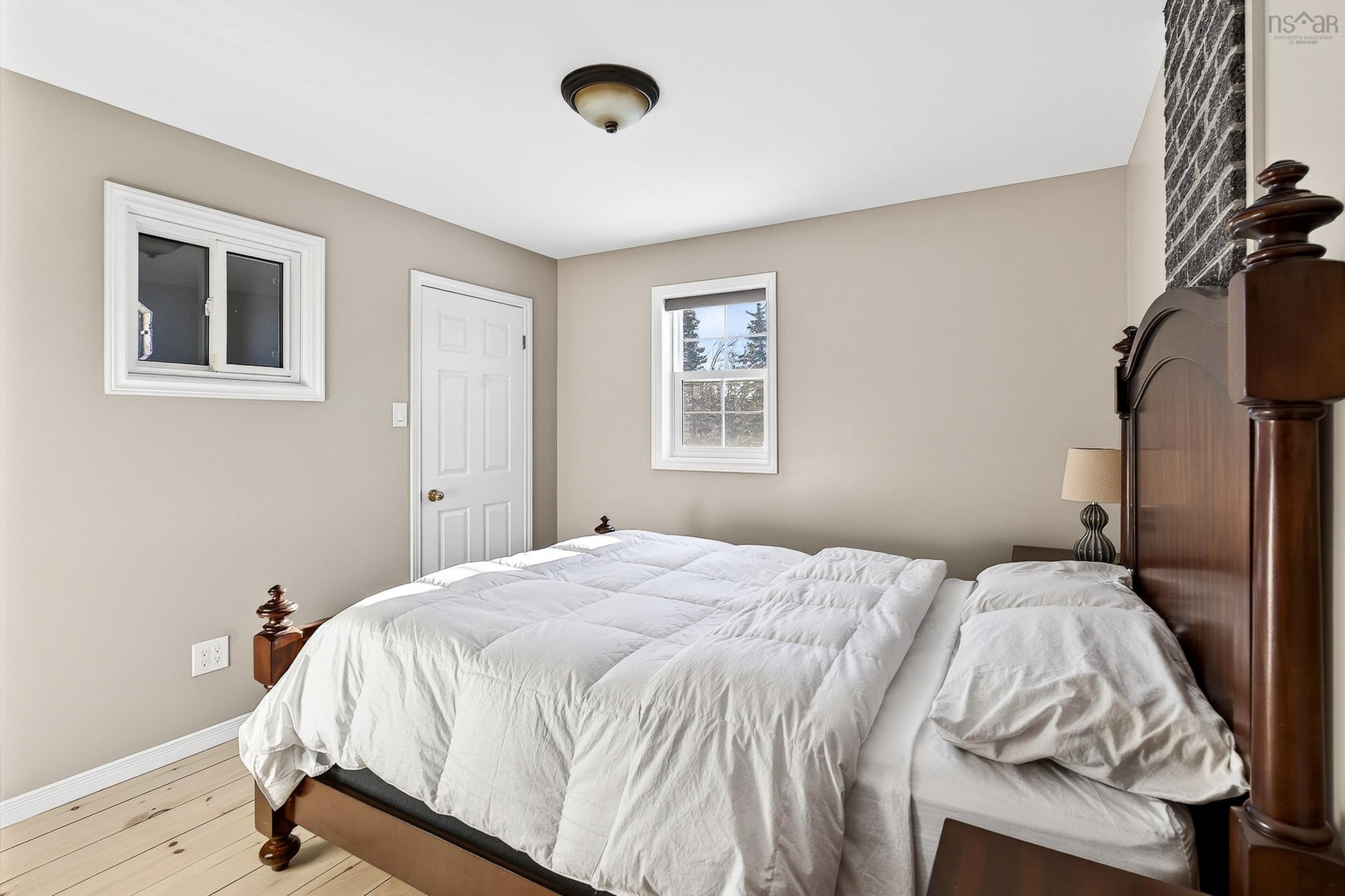 $599,900.00: 168 Highway 307, Wentworth