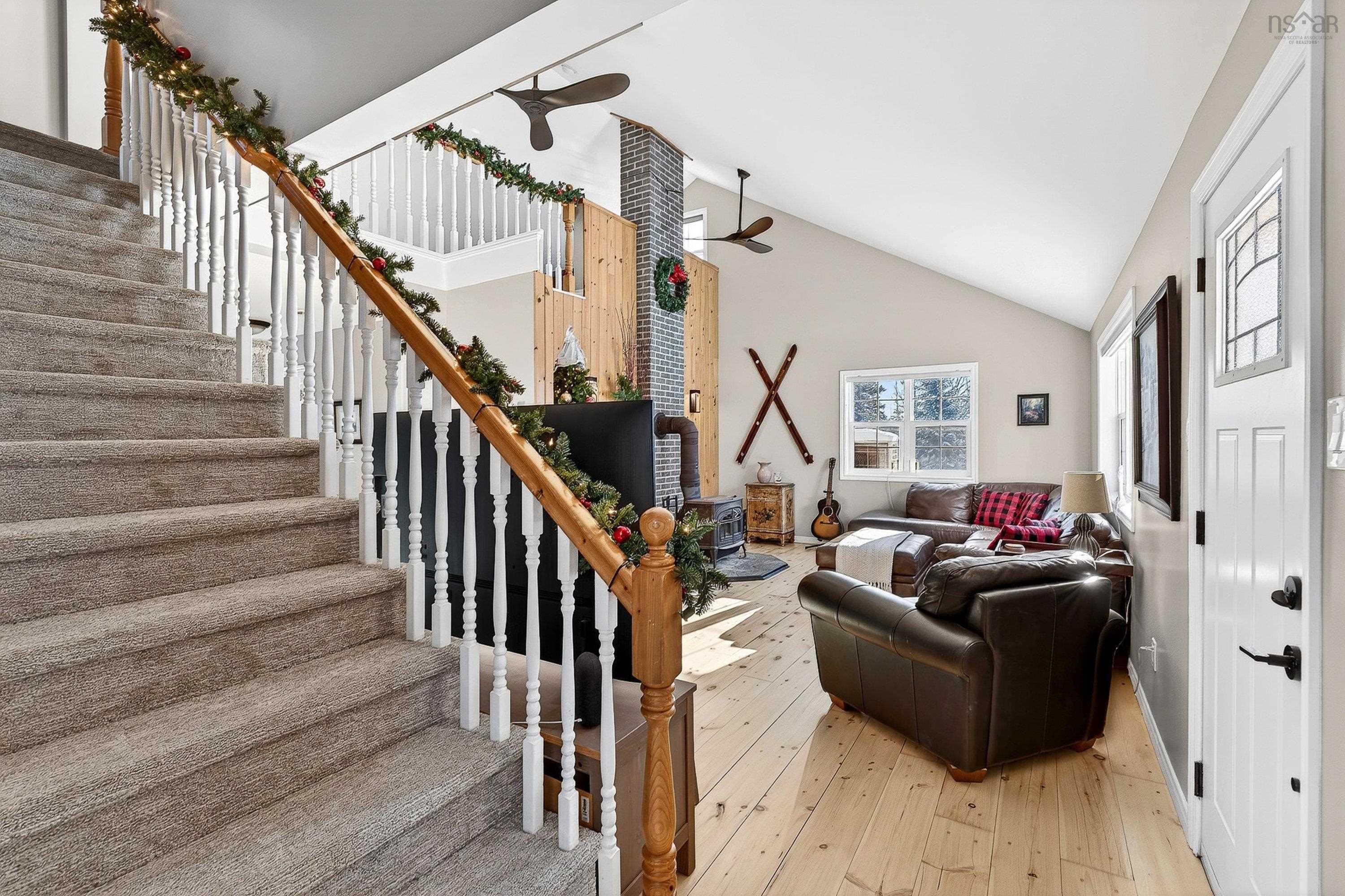 $599,900.00: 168 Highway 307, Wentworth