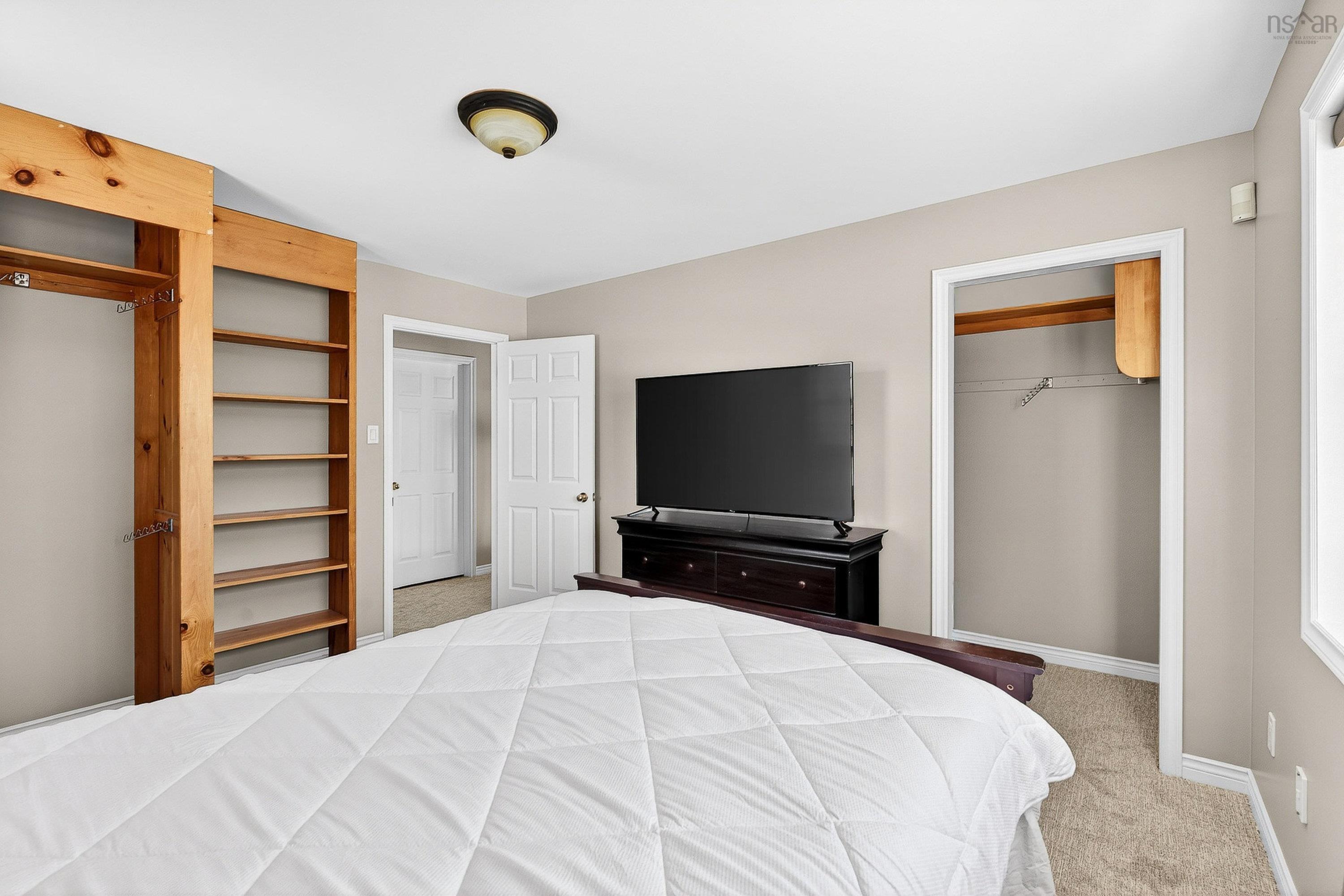 $599,900.00: 168 Highway 307, Wentworth