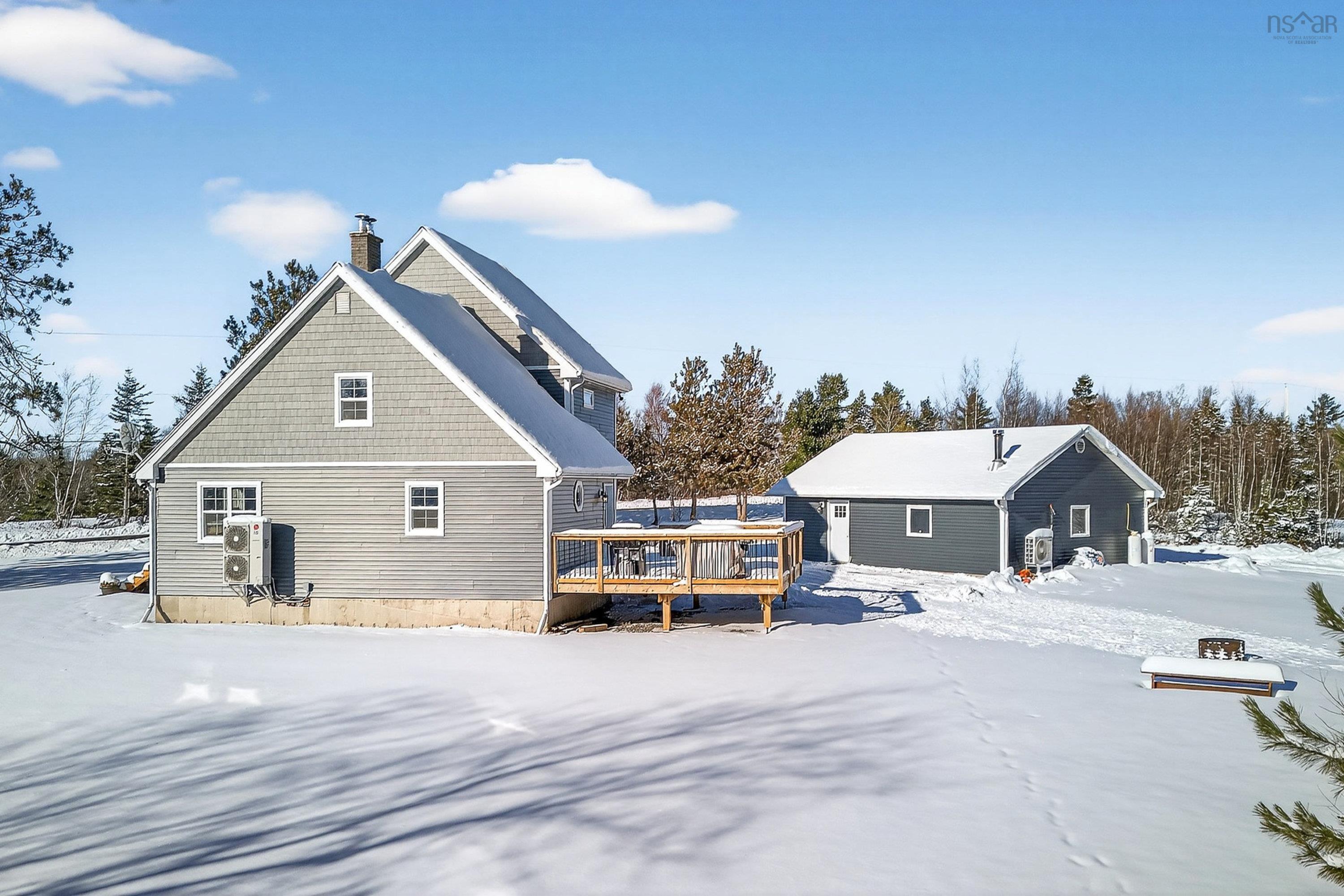 $599,900.00: 168 Highway 307, Wentworth