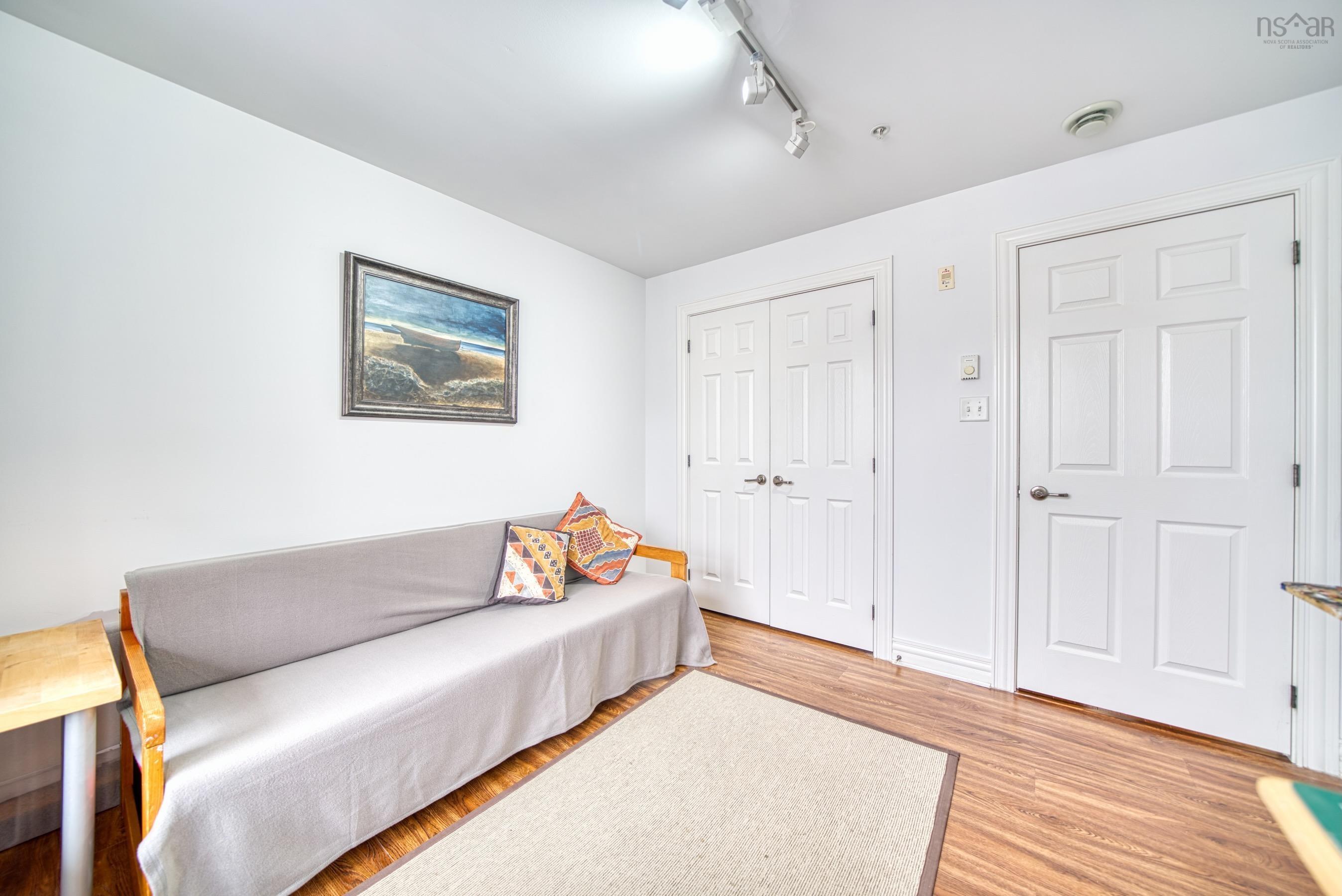 $469,000.00: 476 Main Street, Mahone Bay