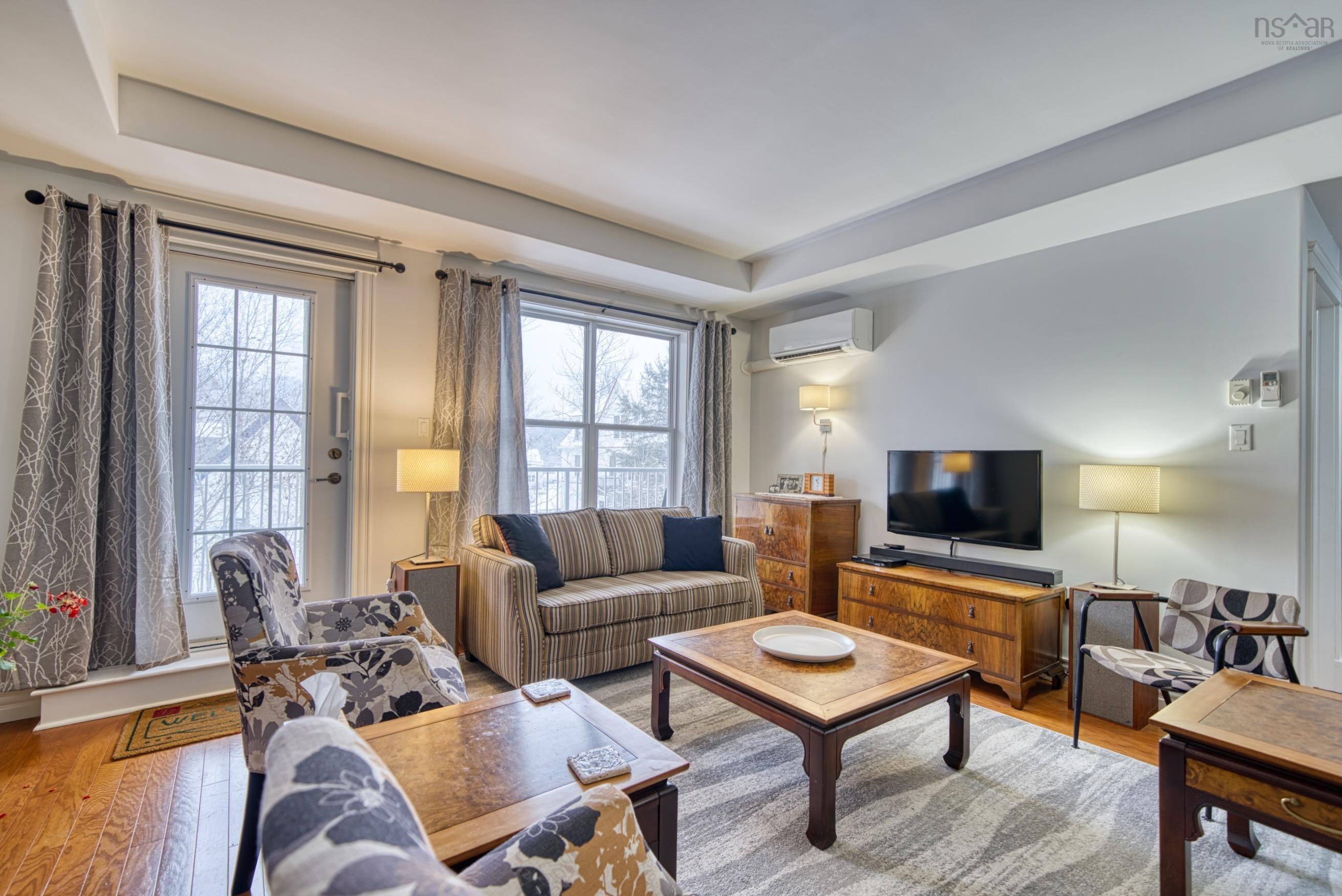 $469,000.00: 476 Main Street, Mahone Bay