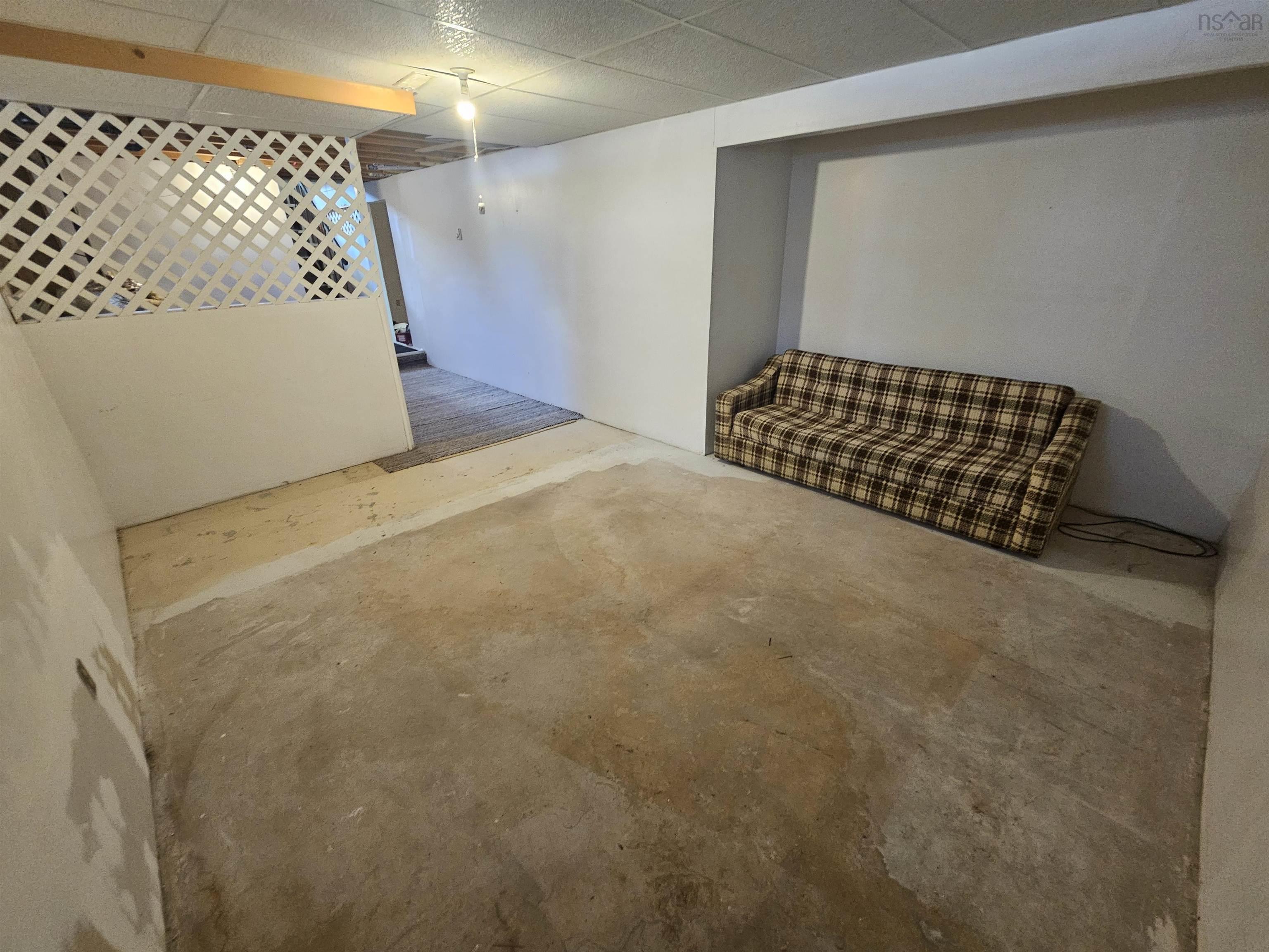 $269,900.00: 46 Princess Street, Springhill