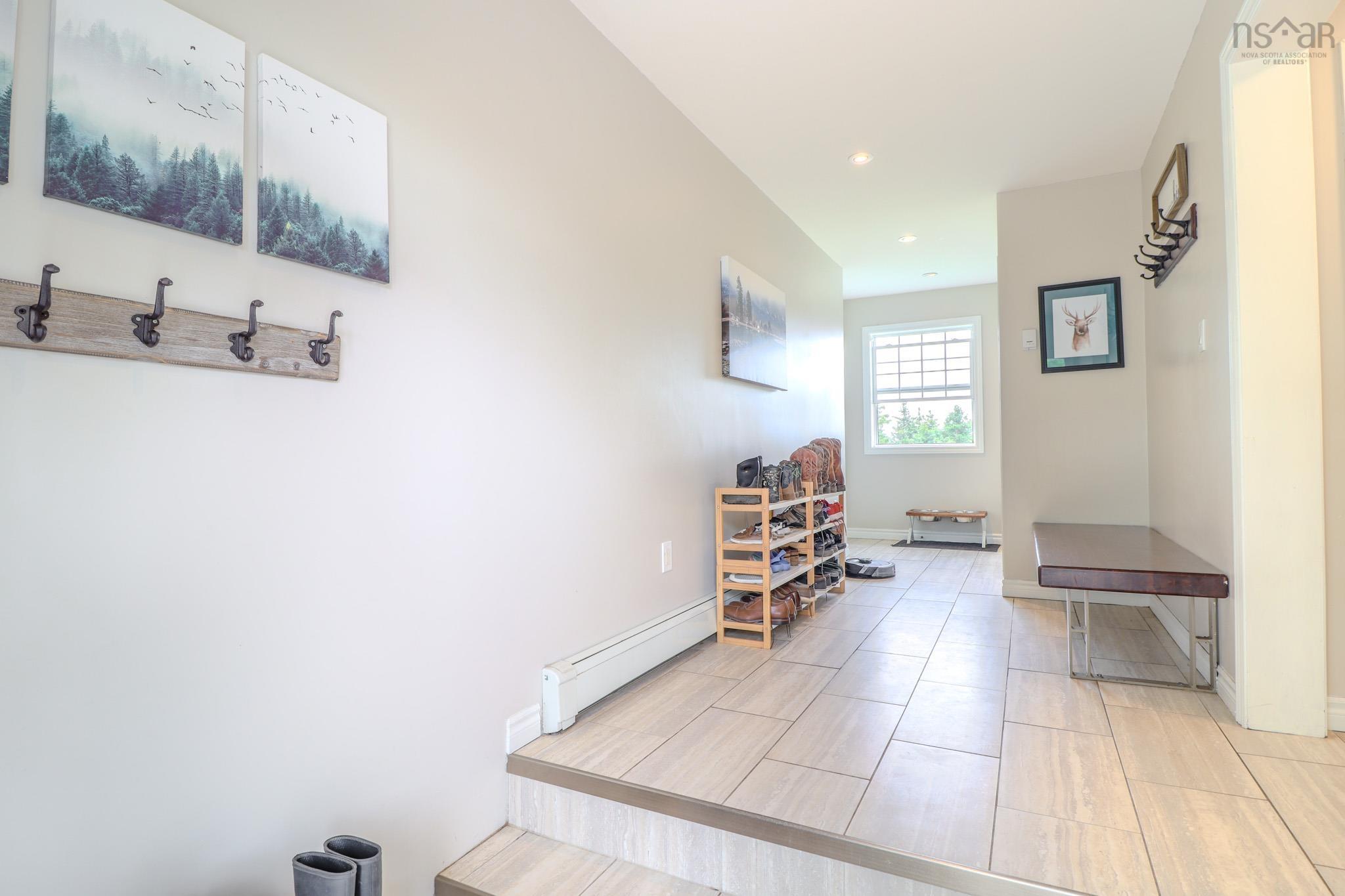 $589,000.00: 1470 Brickyard Road, Mira Gut