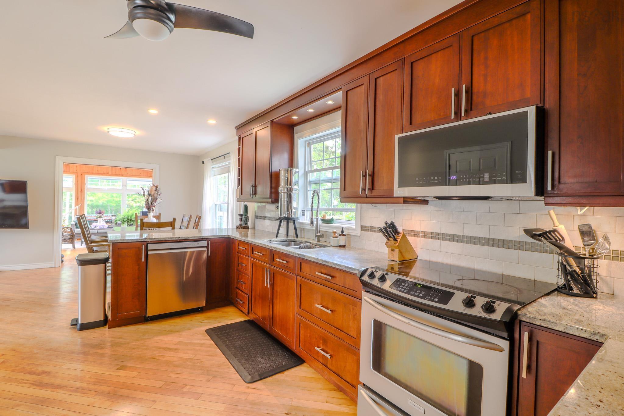 $589,000.00: 1470 Brickyard Road, Mira Gut