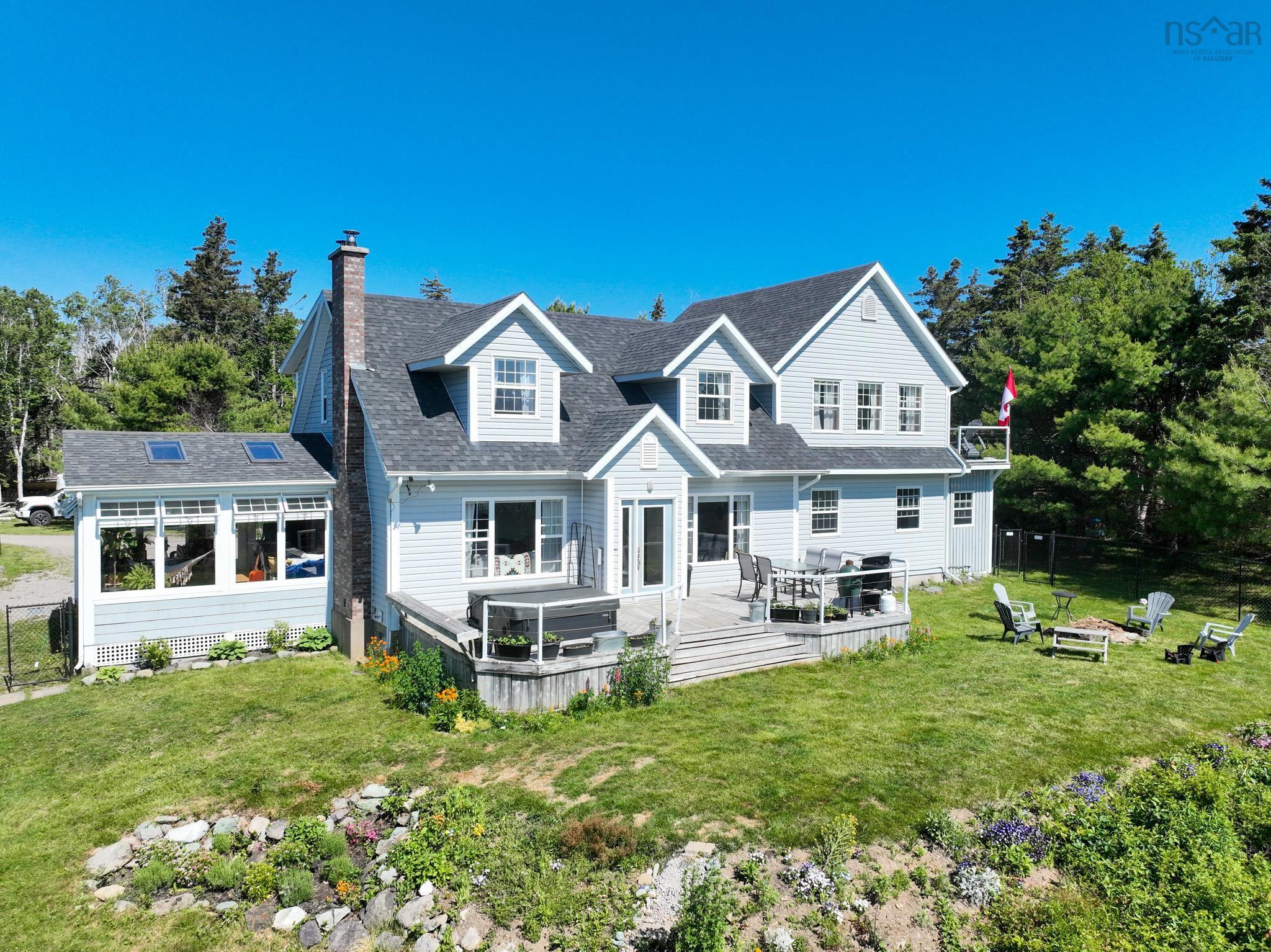 $589,000.00: 1470 Brickyard Road, Mira Gut