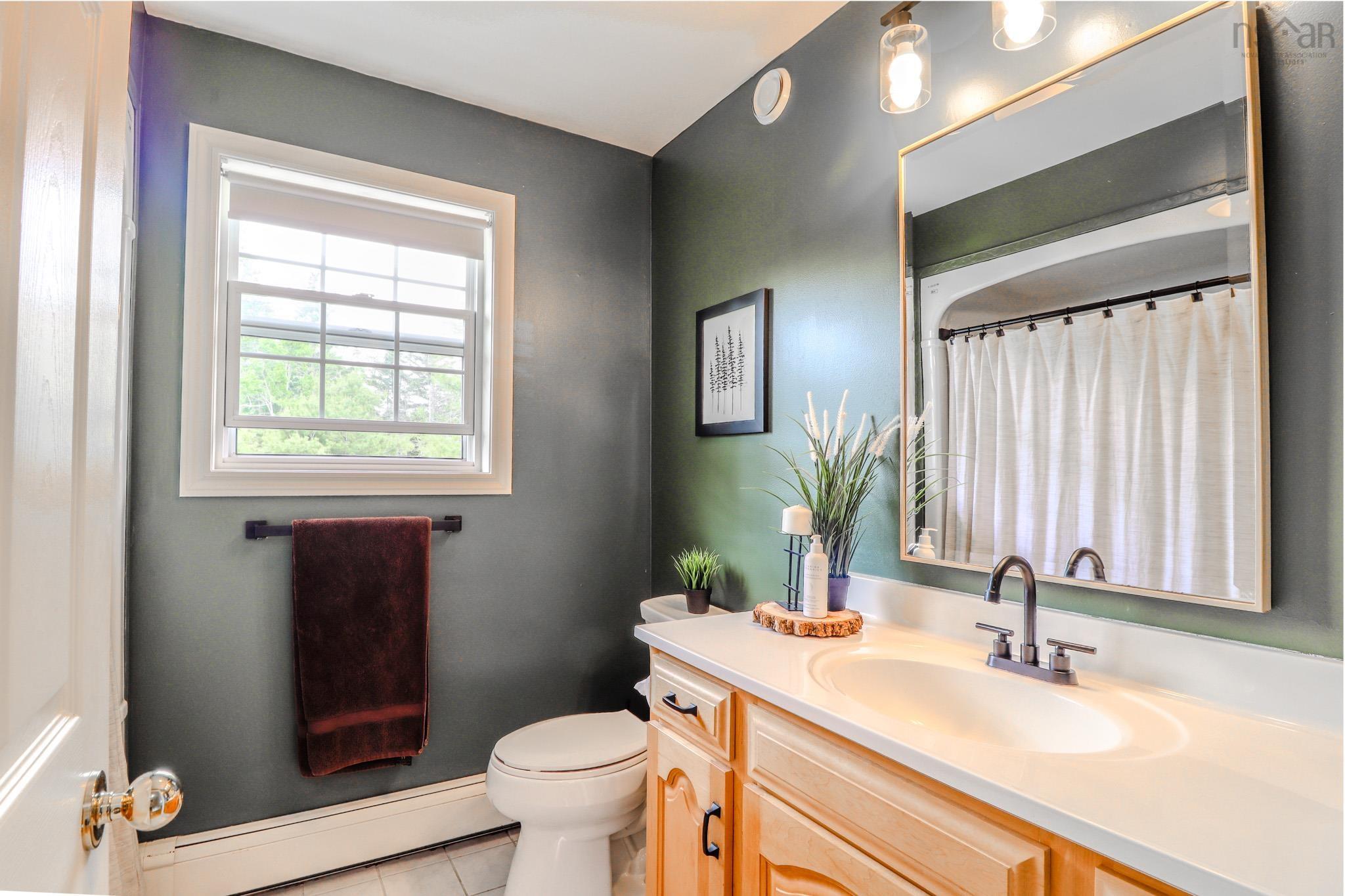 $589,000.00: 1470 Brickyard Road, Mira Gut