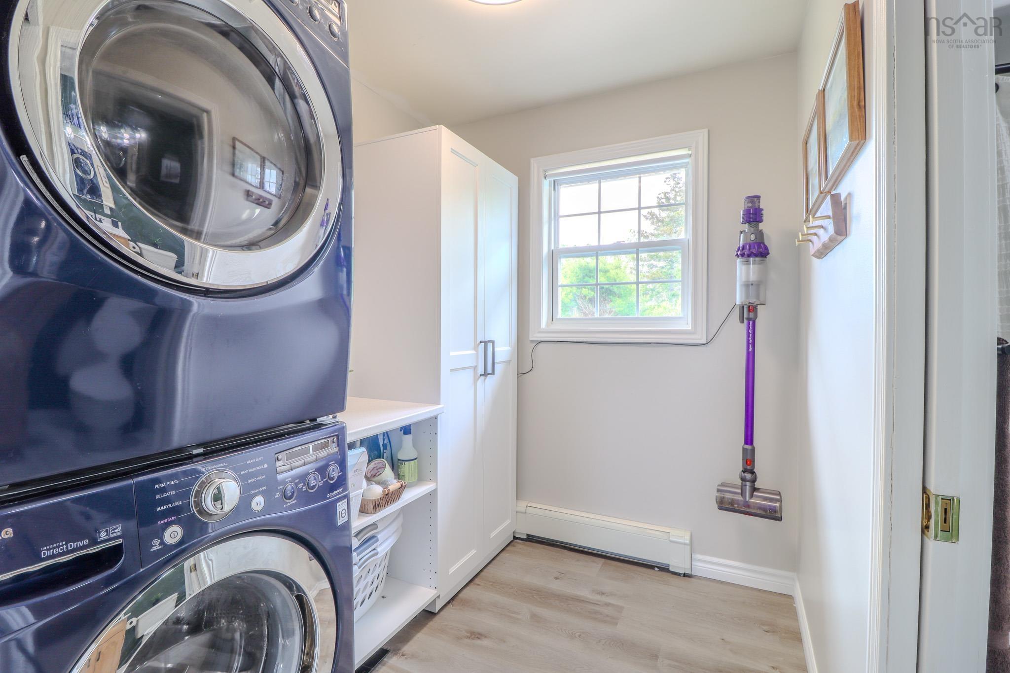 $589,000.00: 1470 Brickyard Road, Mira Gut