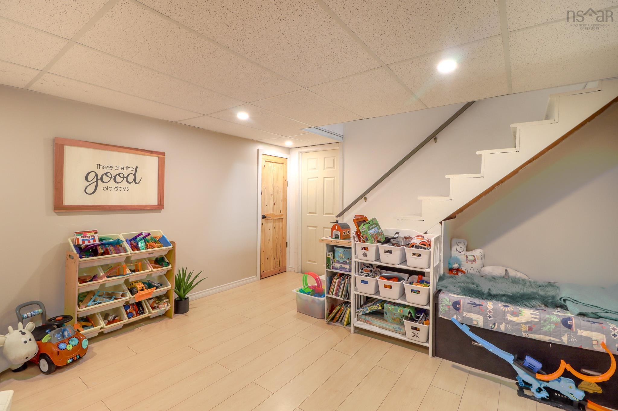 $589,000.00: 1470 Brickyard Road, Mira Gut