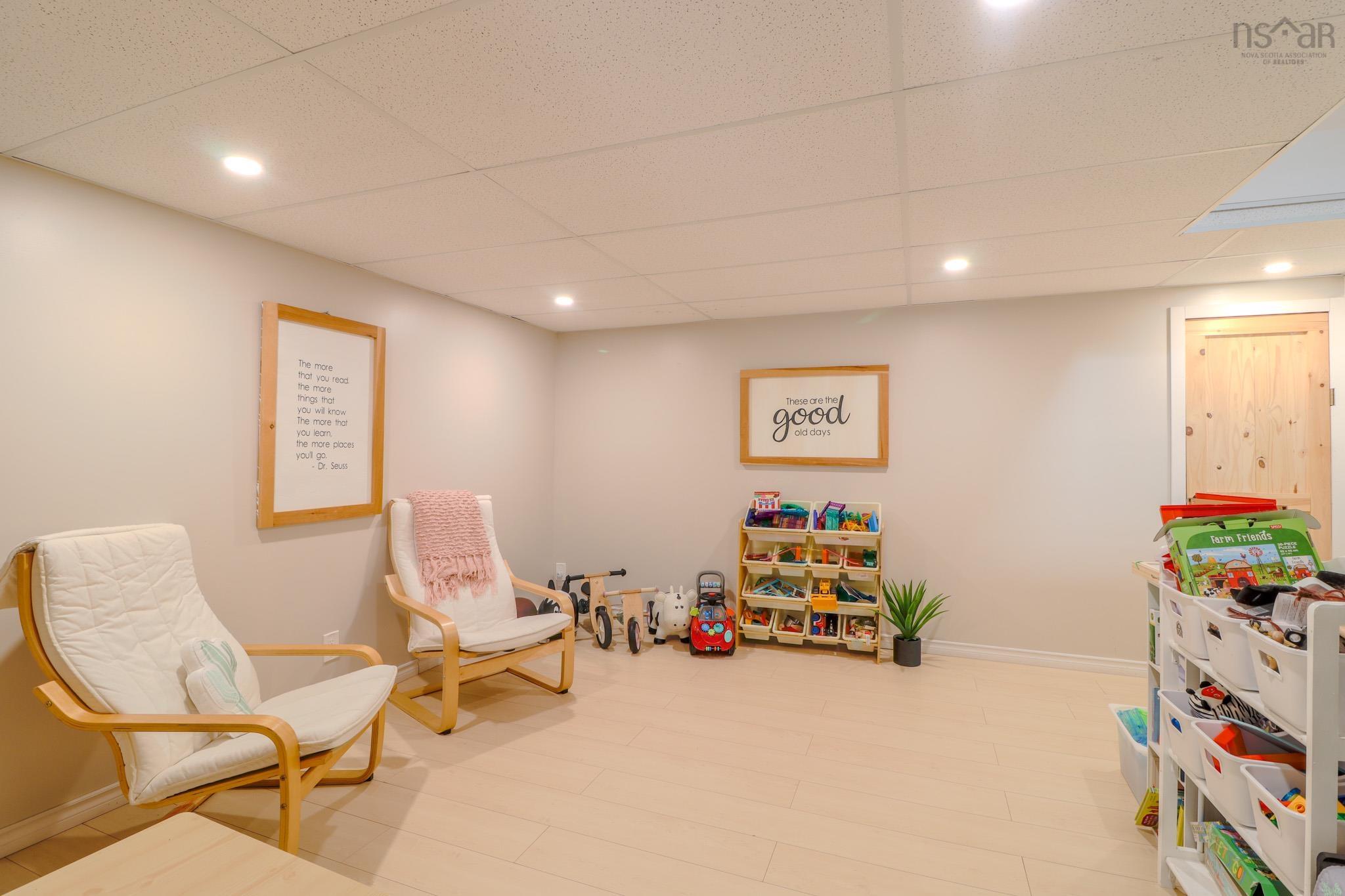 $589,000.00: 1470 Brickyard Road, Mira Gut