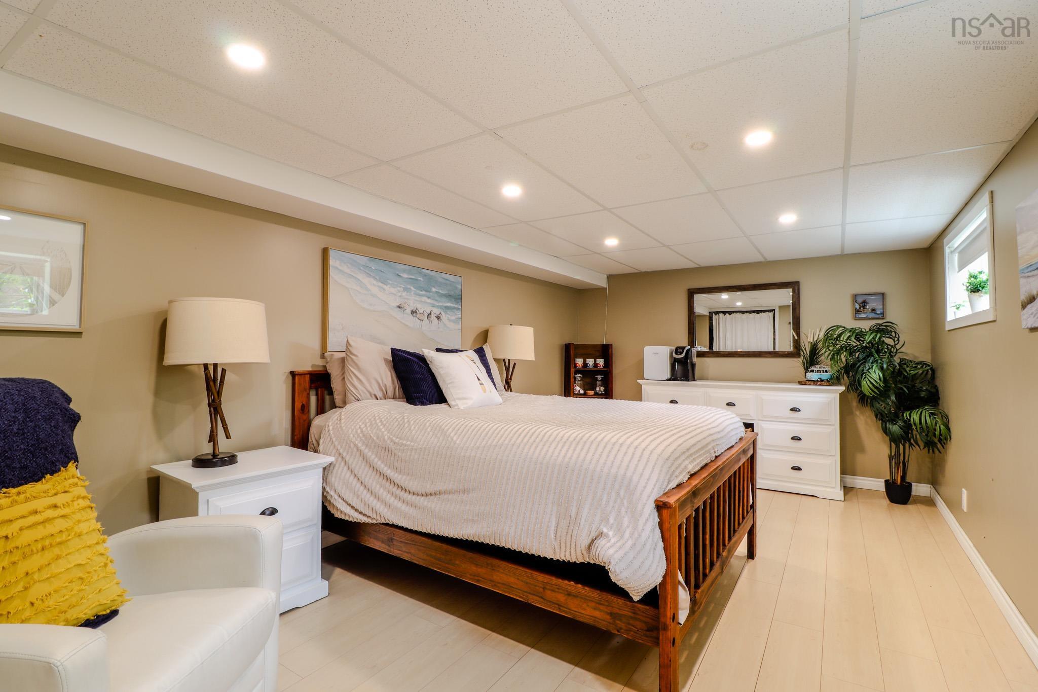 $589,000.00: 1470 Brickyard Road, Mira Gut