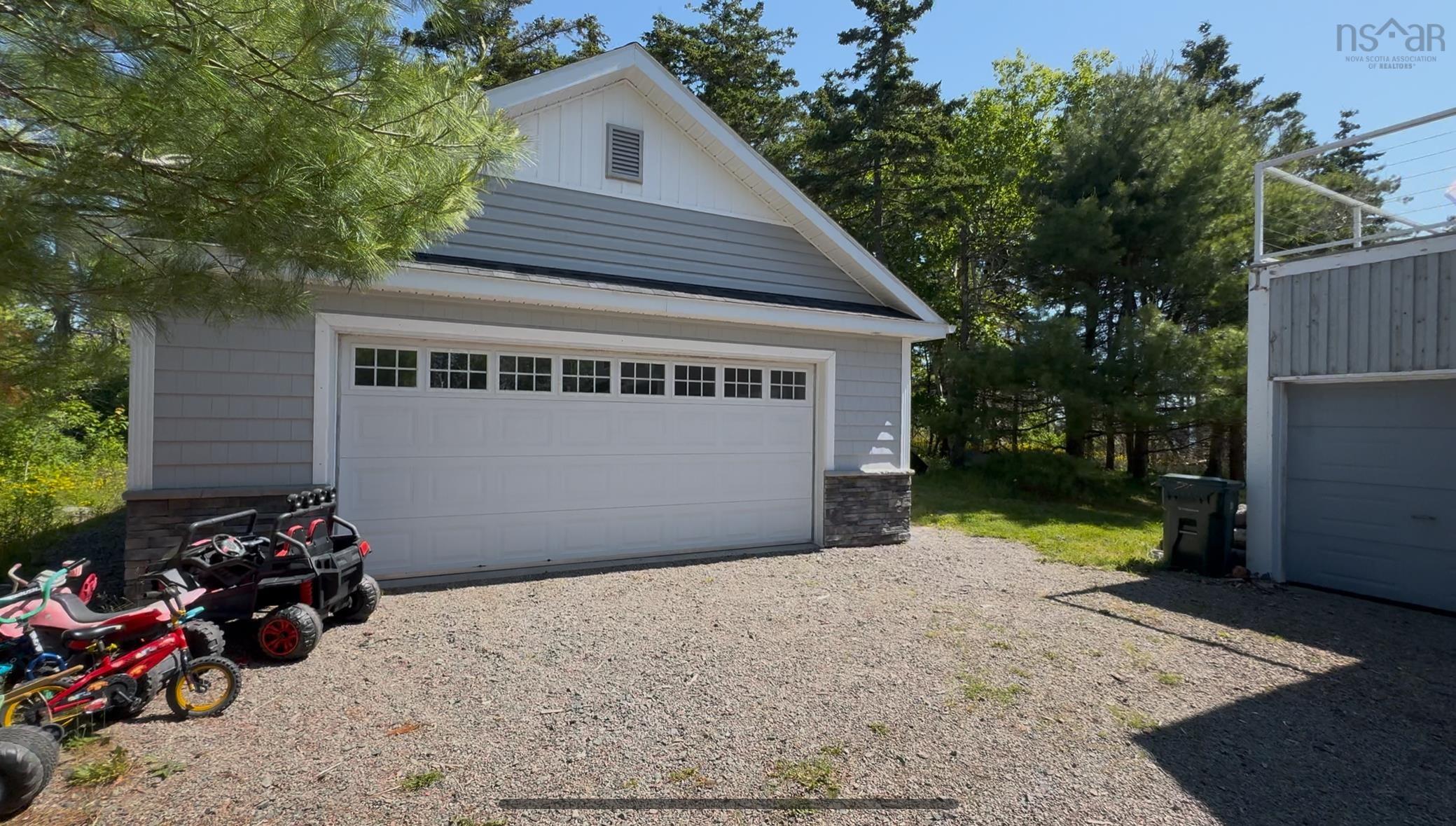 $589,000.00: 1470 Brickyard Road, Mira Gut