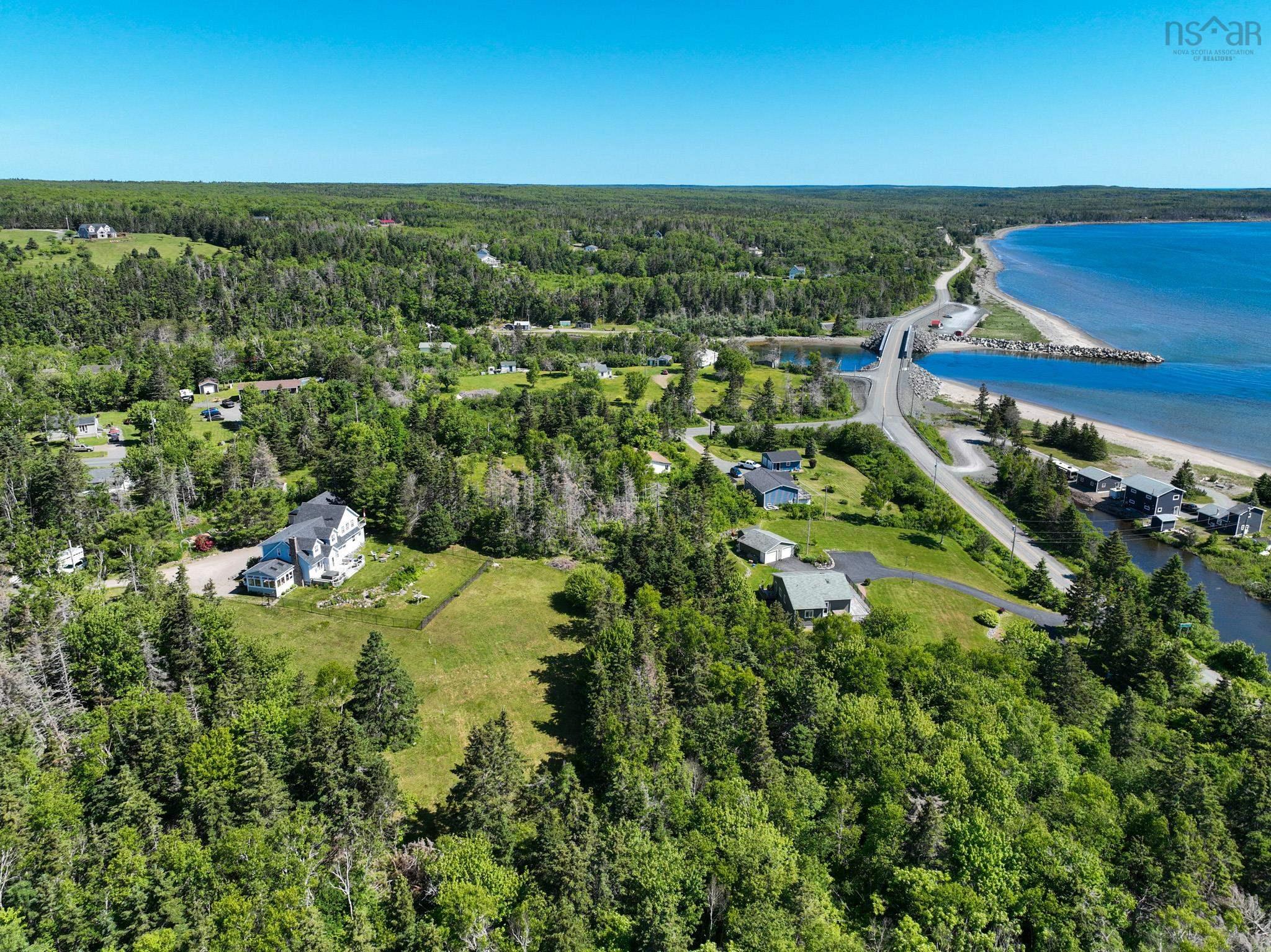 $589,000.00: 1470 Brickyard Road, Mira Gut