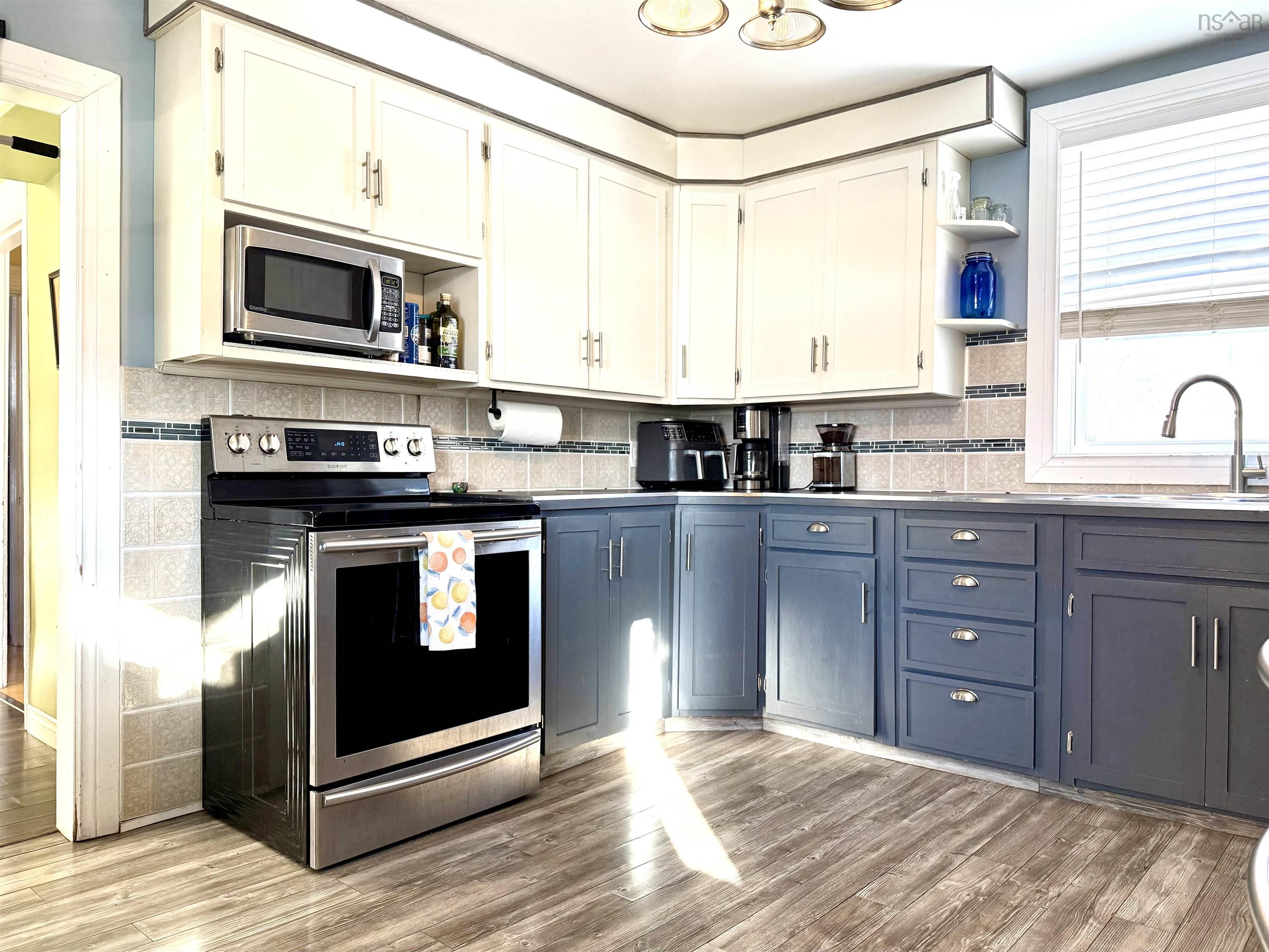 $294,900.00: 50 Victoria Street W, Amherst