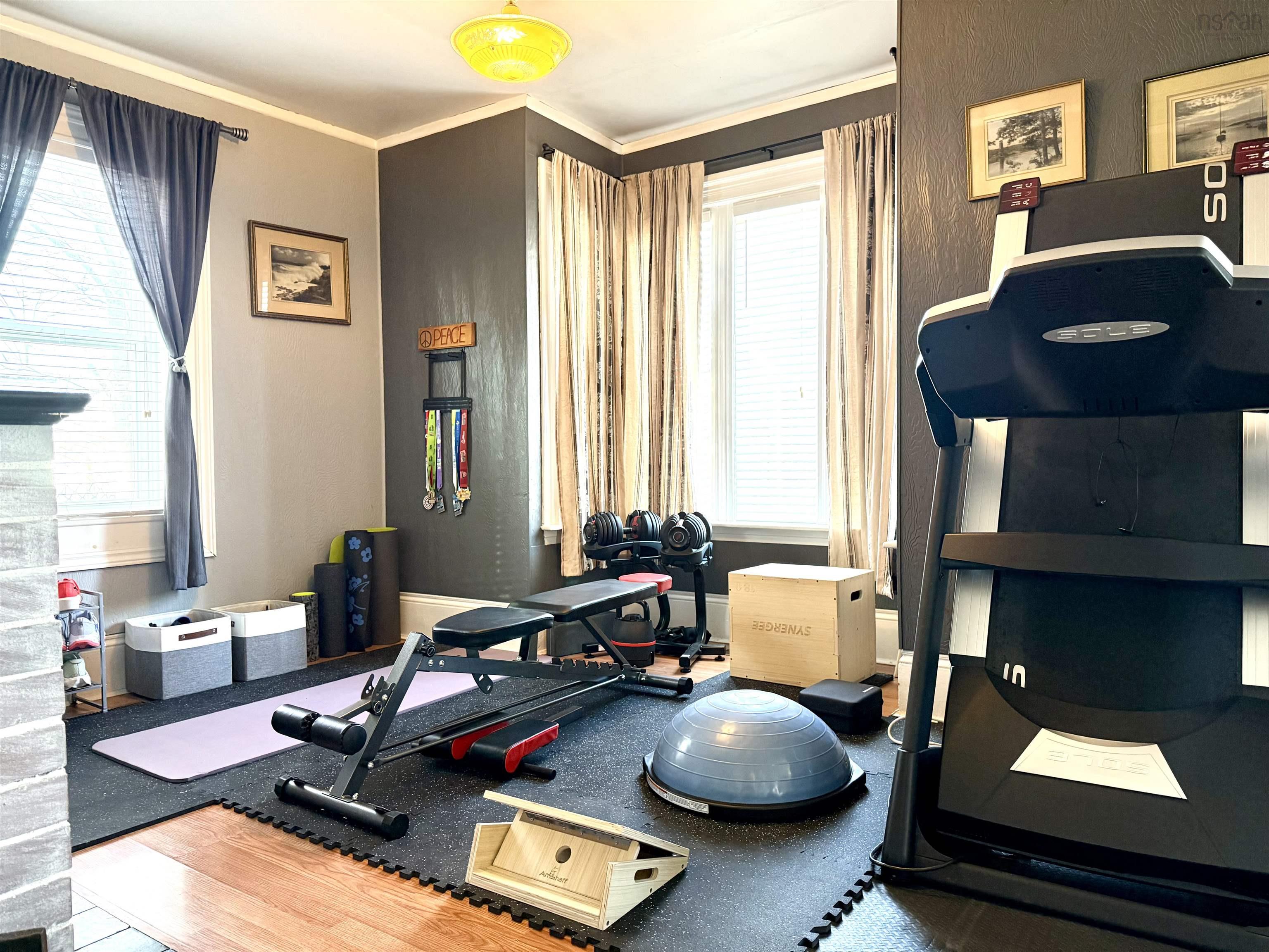 $294,900.00: 50 Victoria Street W, Amherst