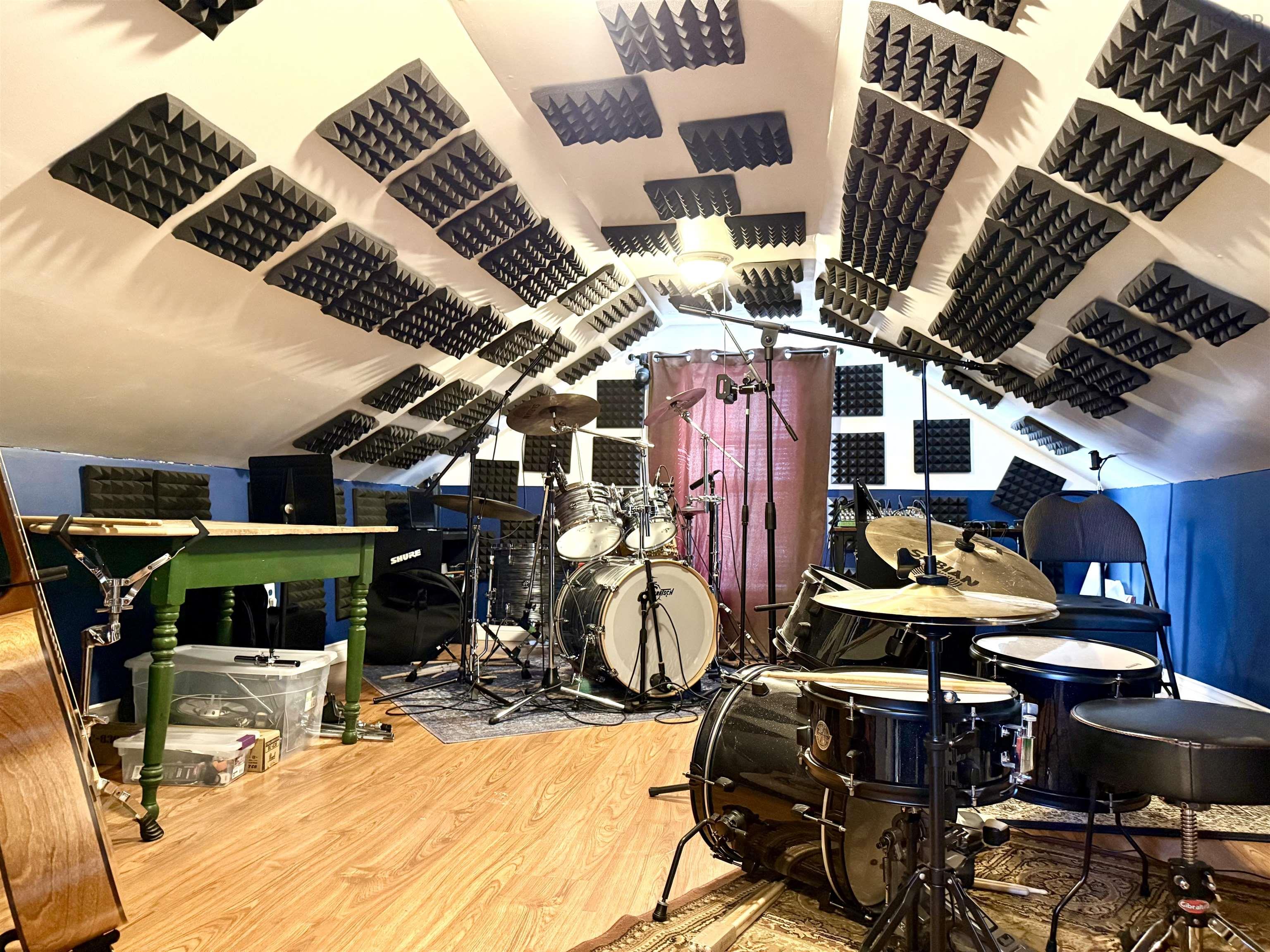 $294,900.00: 50 Victoria Street W, Amherst