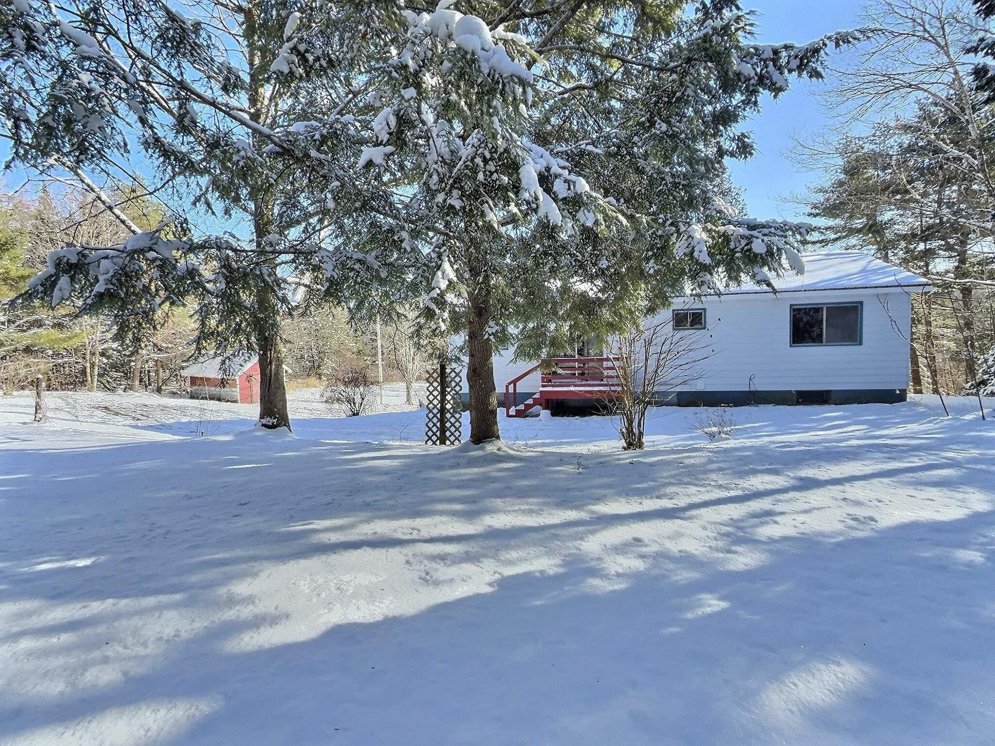 $325,000.00: 11558 NS-224, Middle Musquodoboit