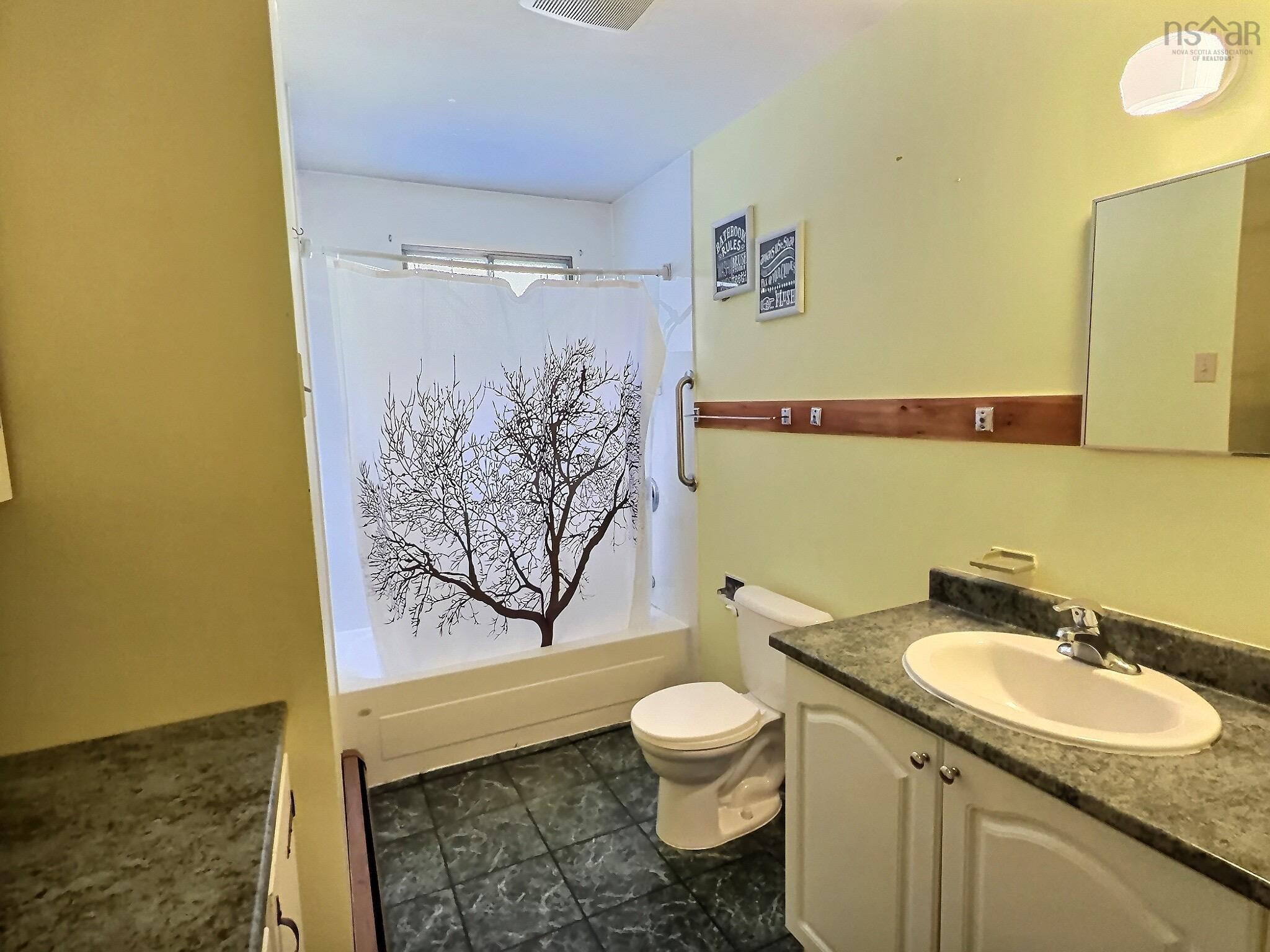 $325,000.00: 11558 NS-224, Middle Musquodoboit