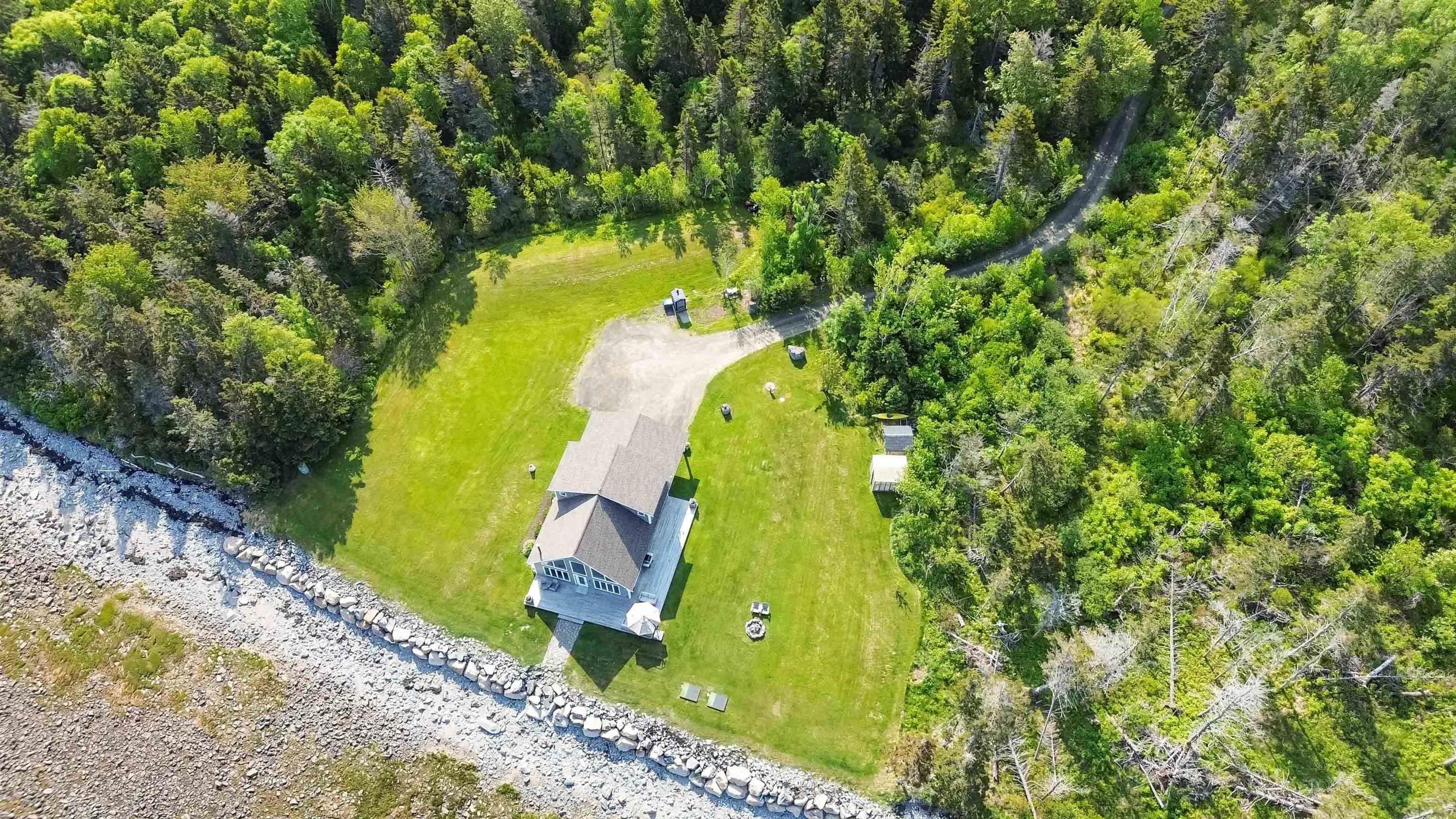 $579,900.00: 463 Fort Point Road, Weymouth North