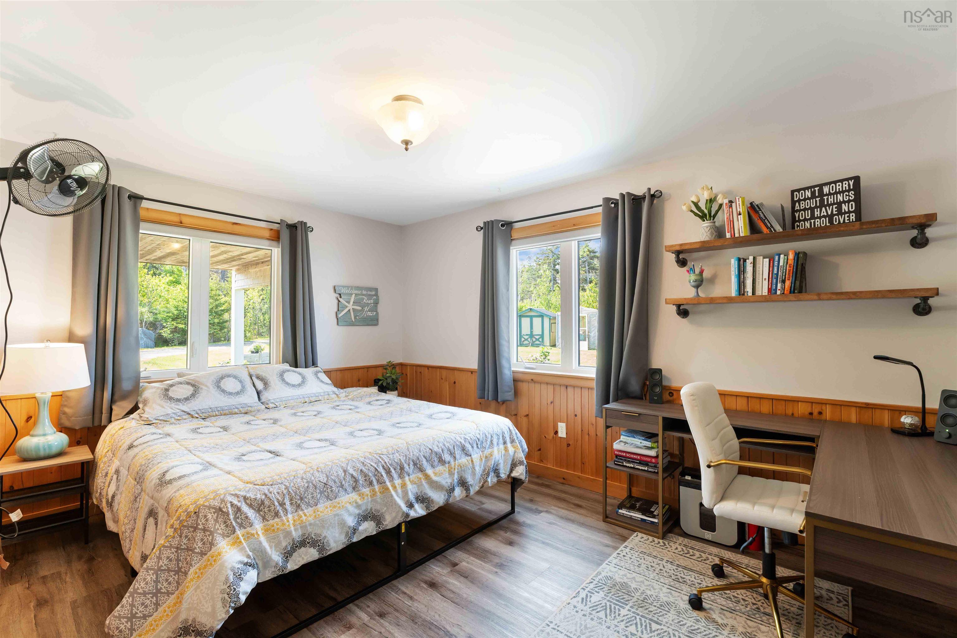 $579,900.00: 463 Fort Point Road, Weymouth North