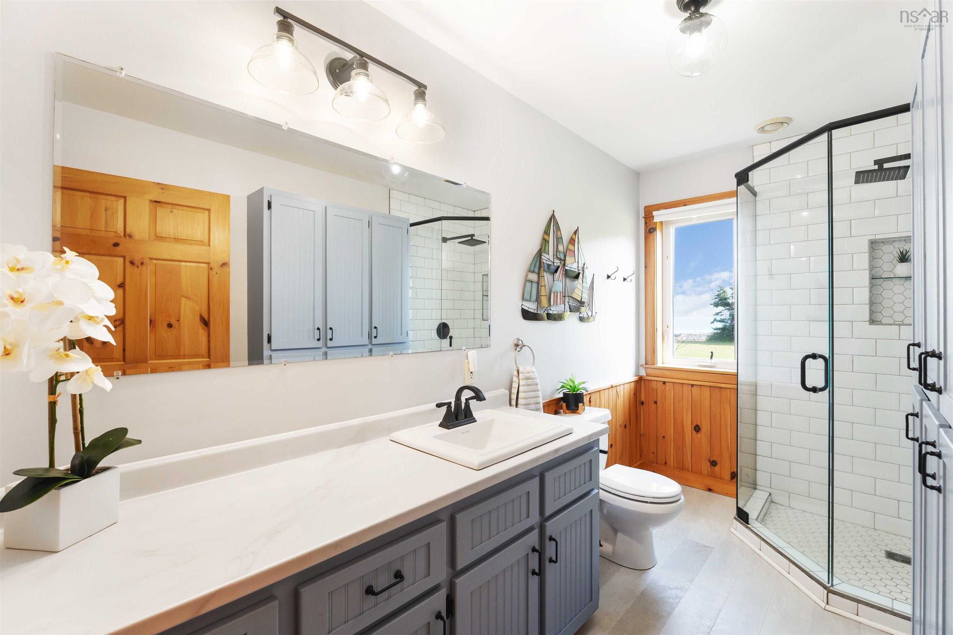 $579,900.00: 463 Fort Point Road, Weymouth North