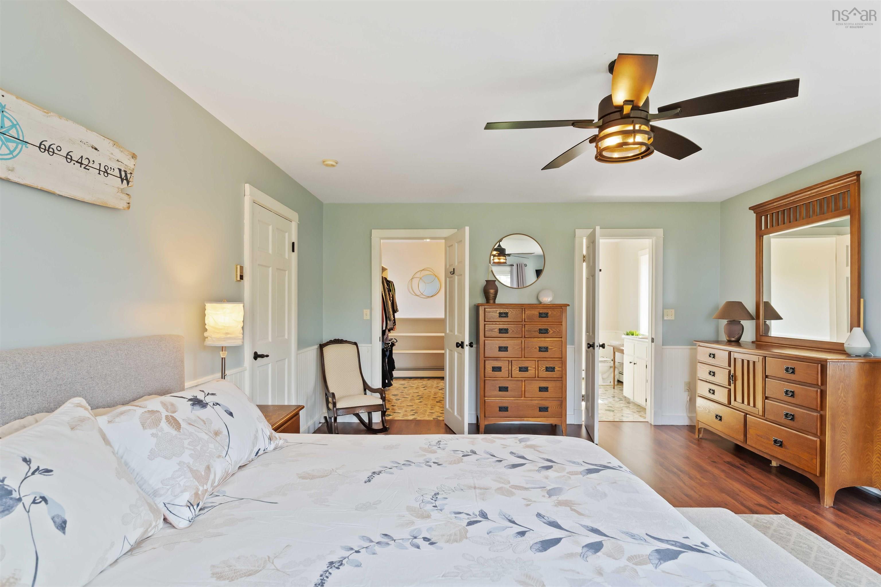 $579,900.00: 463 Fort Point Road, Weymouth North