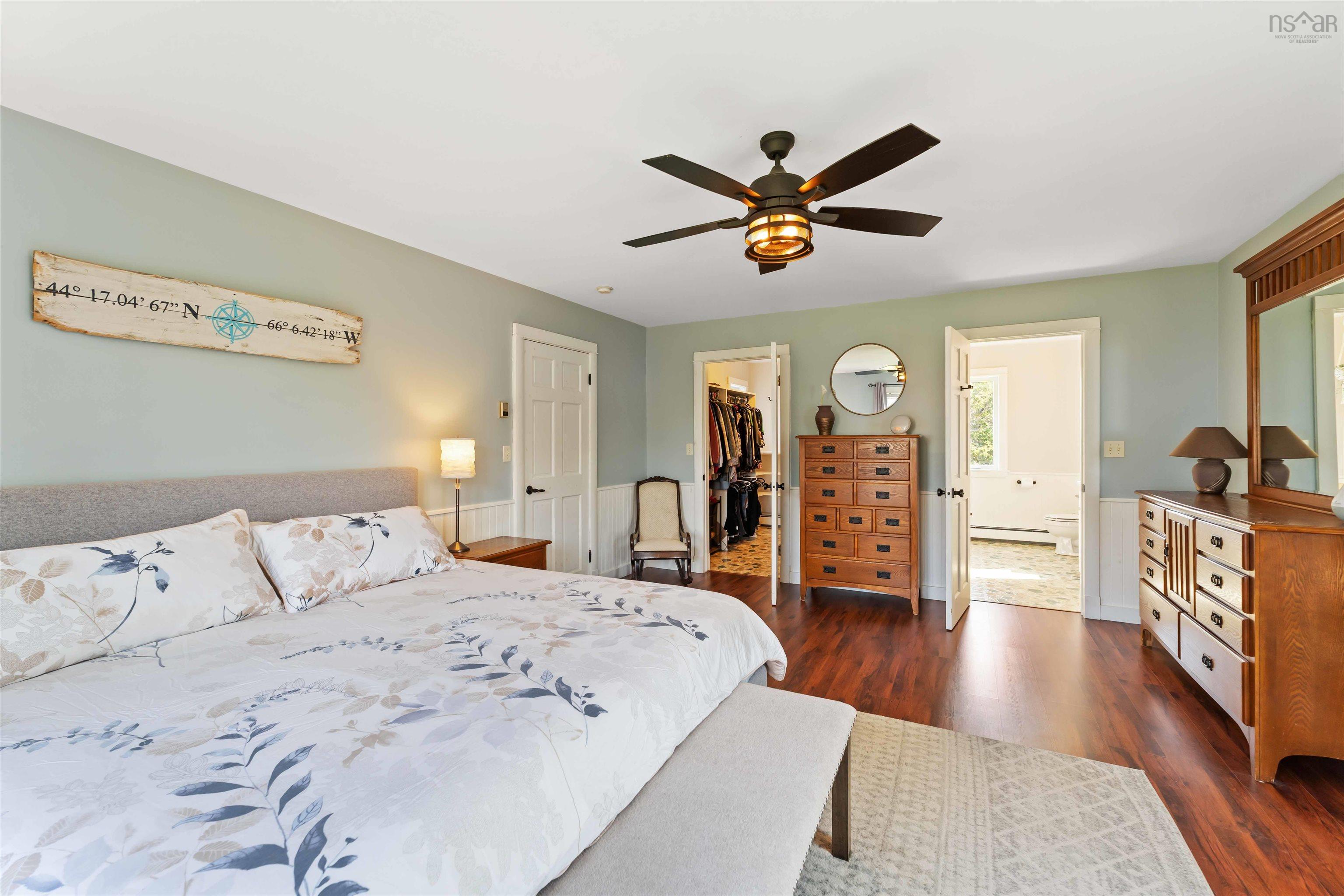 $579,900.00: 463 Fort Point Road, Weymouth North