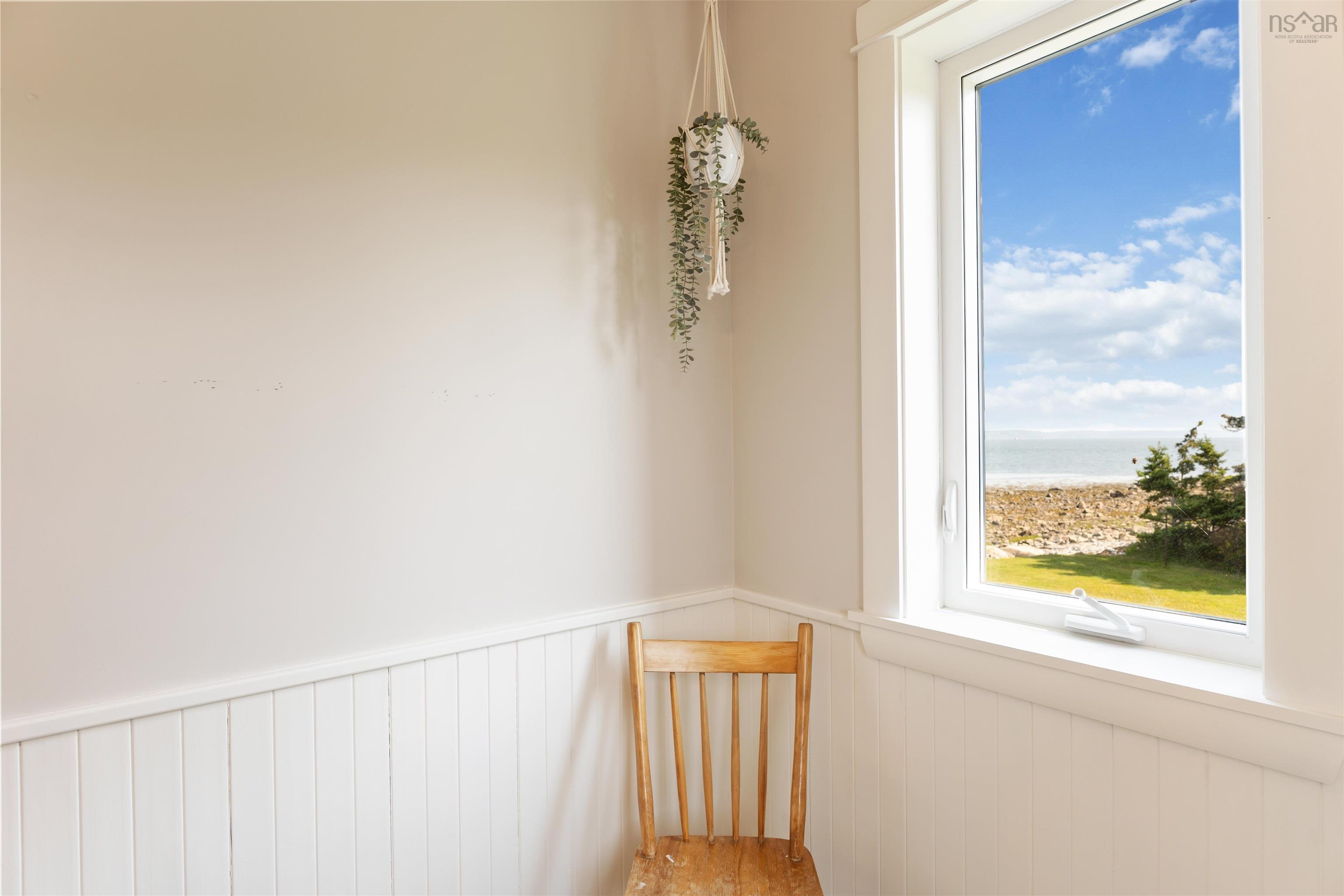 $579,900.00: 463 Fort Point Road, Weymouth North