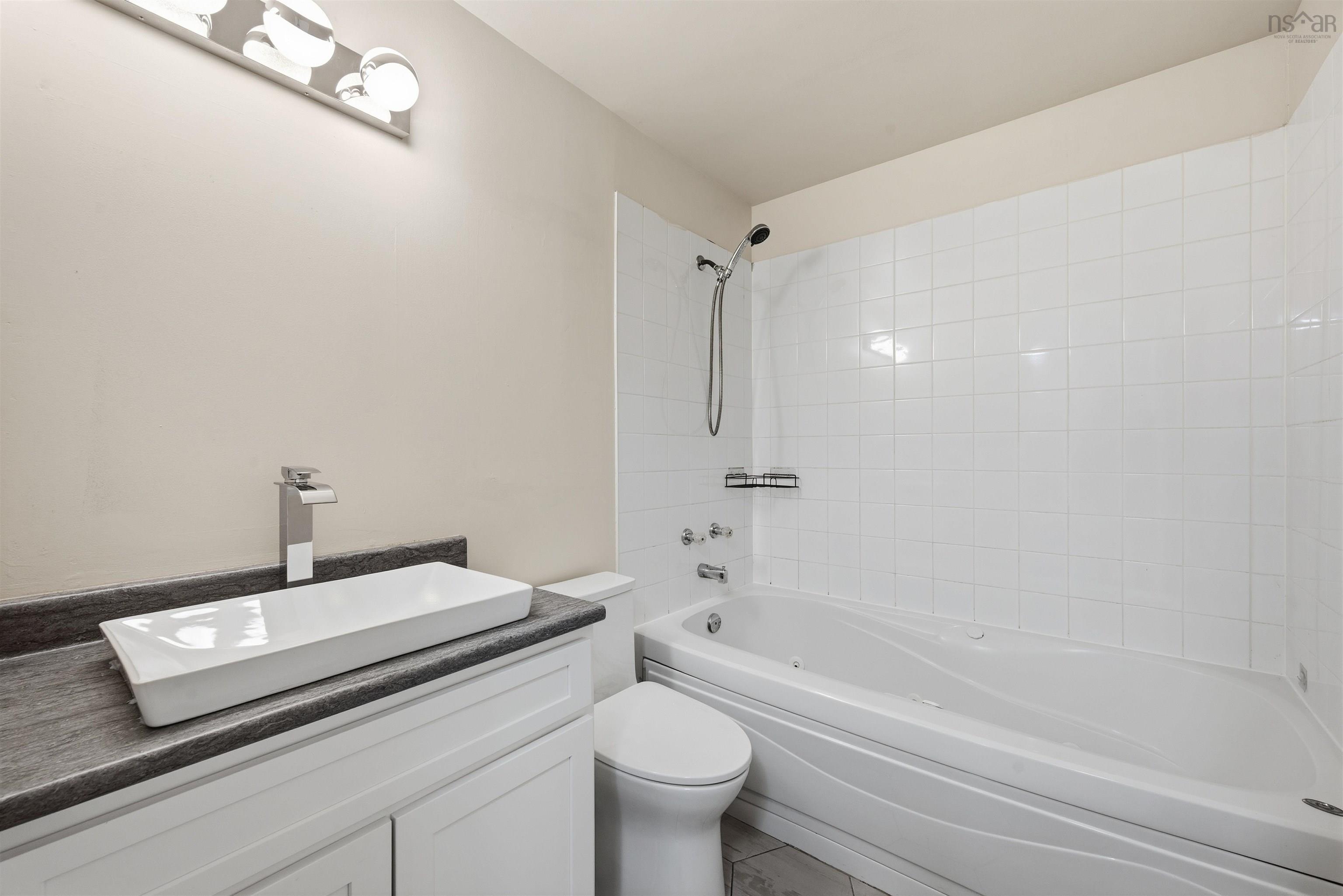 85 Oceanview Drive, Halifax, NS (MLS 202529379)