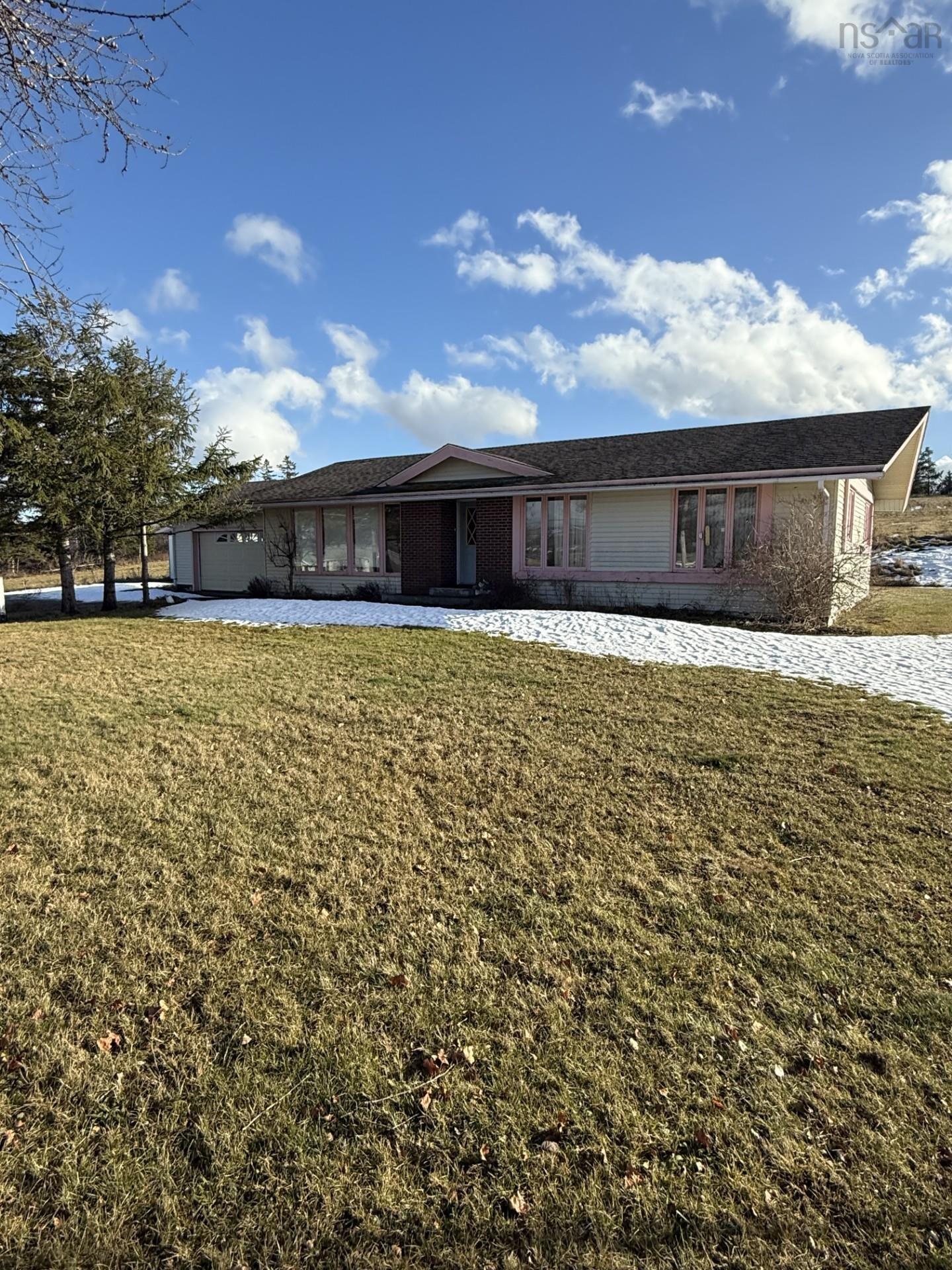 $359,000.00: 4082 SOUTH RIVER ROAD, ANTIGONISH COUNTY, Antigonish County