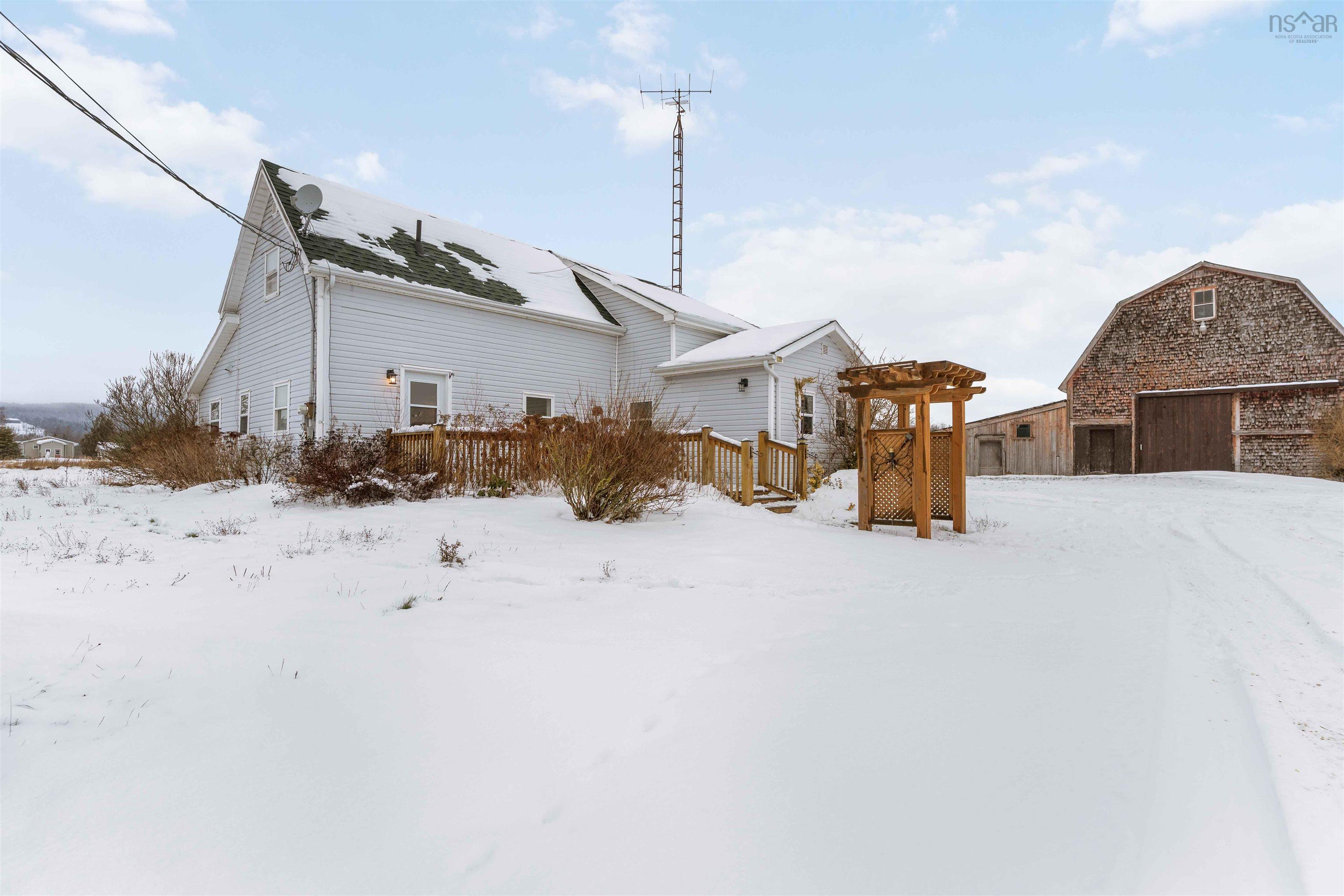 $279,900.00: 426 Morden Road, Selfridge Corner