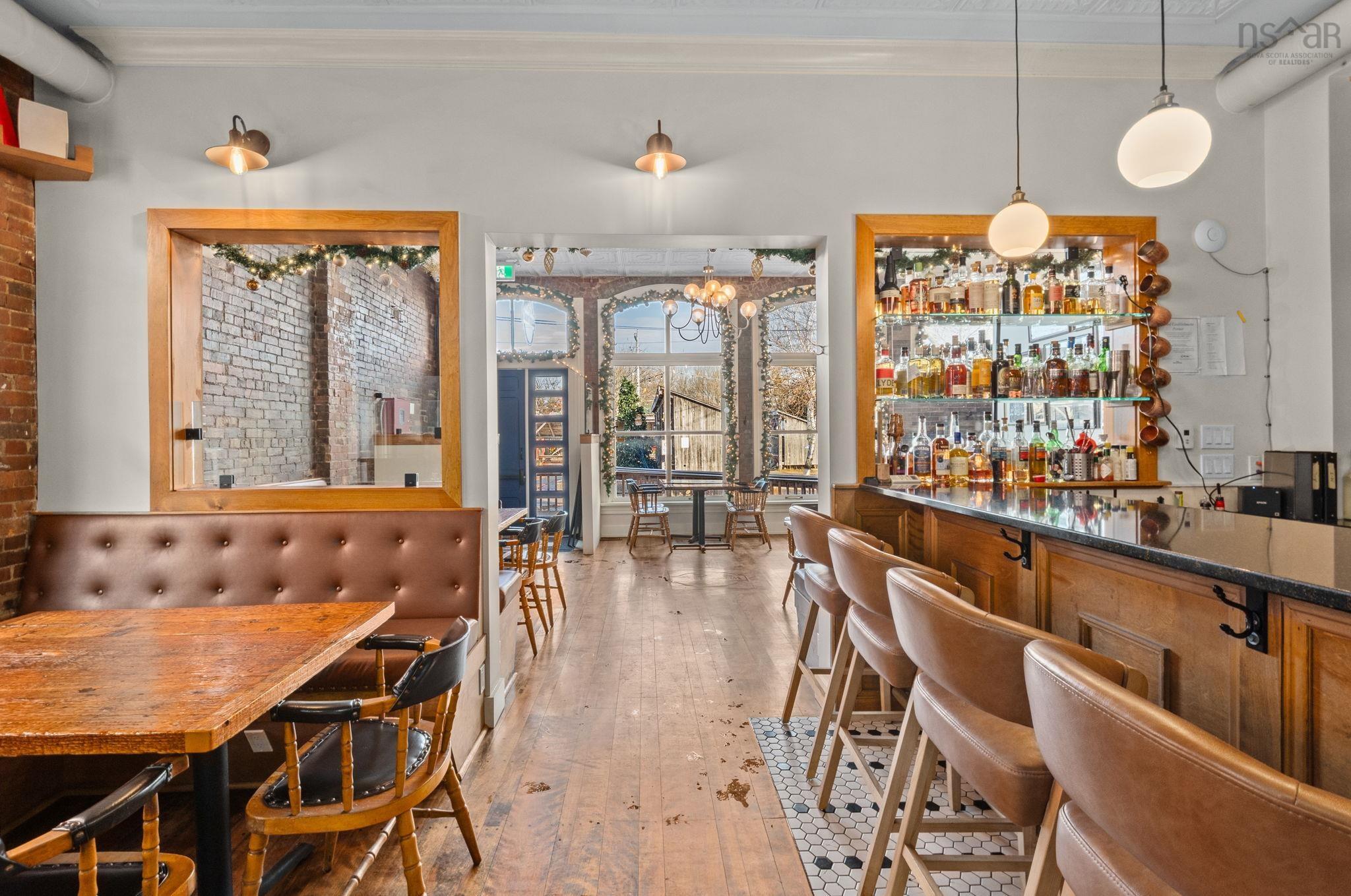 $1,500,000.00: 9 Church St, 208 St George Street Street, Annapolis Royal