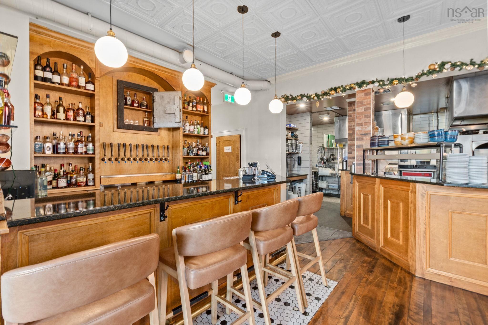 $1,500,000.00: 9 Church St, 208 St George Street Street, Annapolis Royal