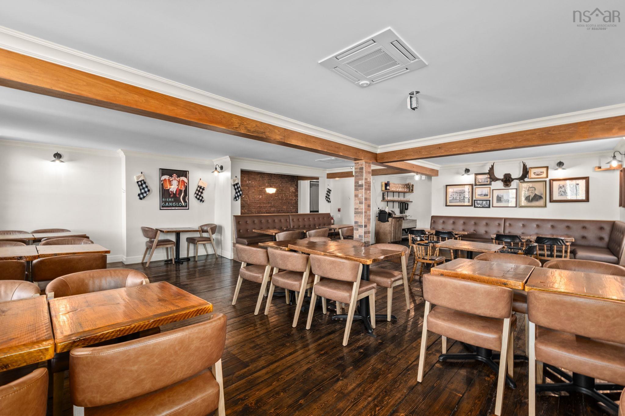 $1,500,000.00: 9 Church St, 208 St George Street Street, Annapolis Royal