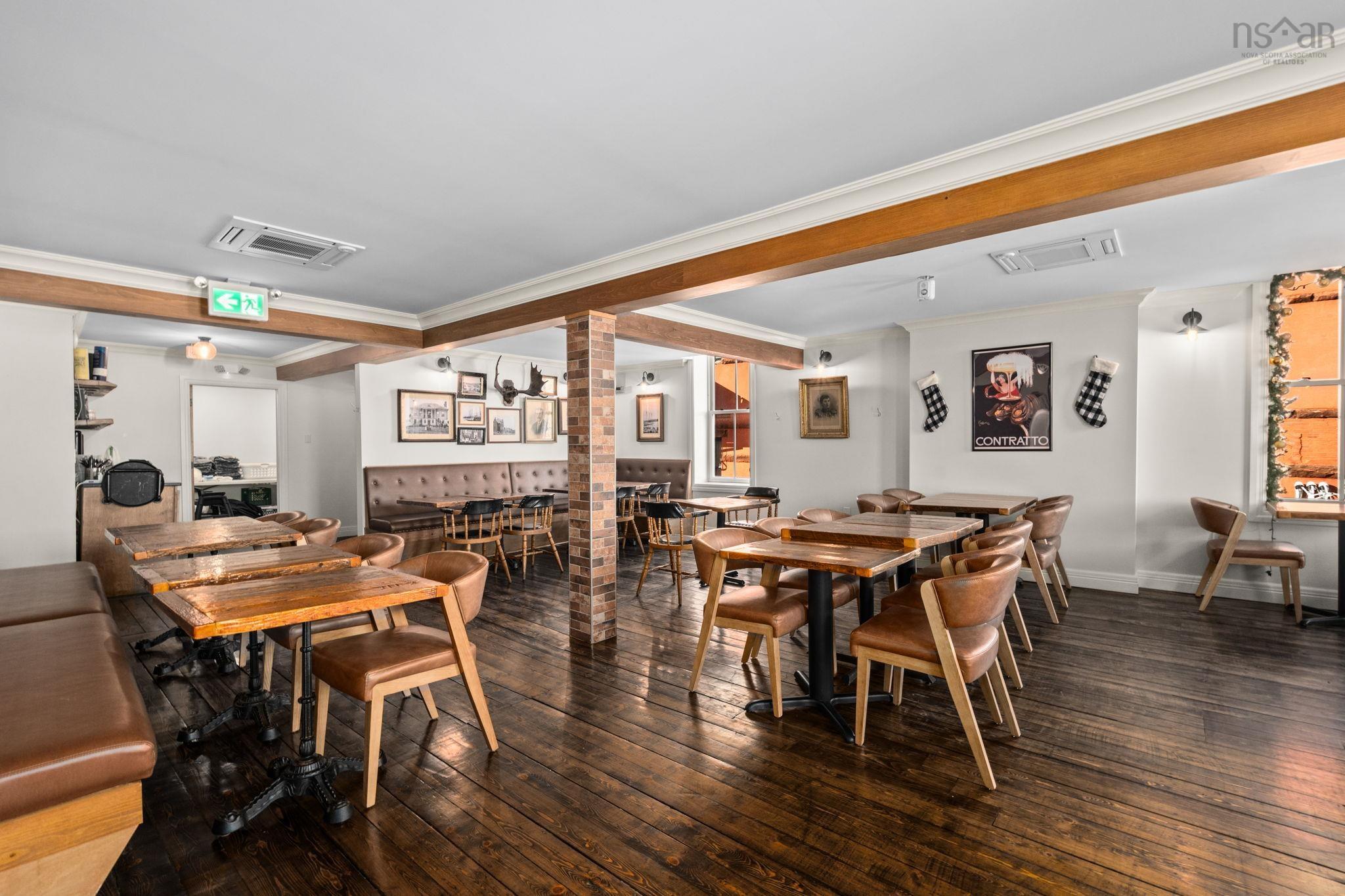 $1,500,000.00: 9 Church St, 208 St George Street Street, Annapolis Royal