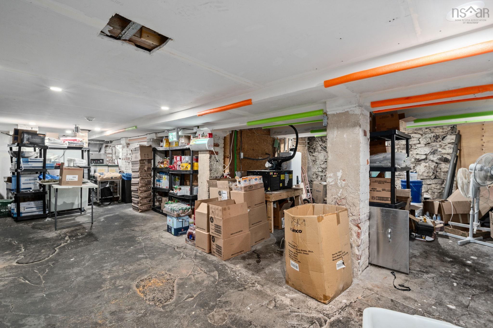 $1,500,000.00: 9 Church St, 208 St George Street Street, Annapolis Royal