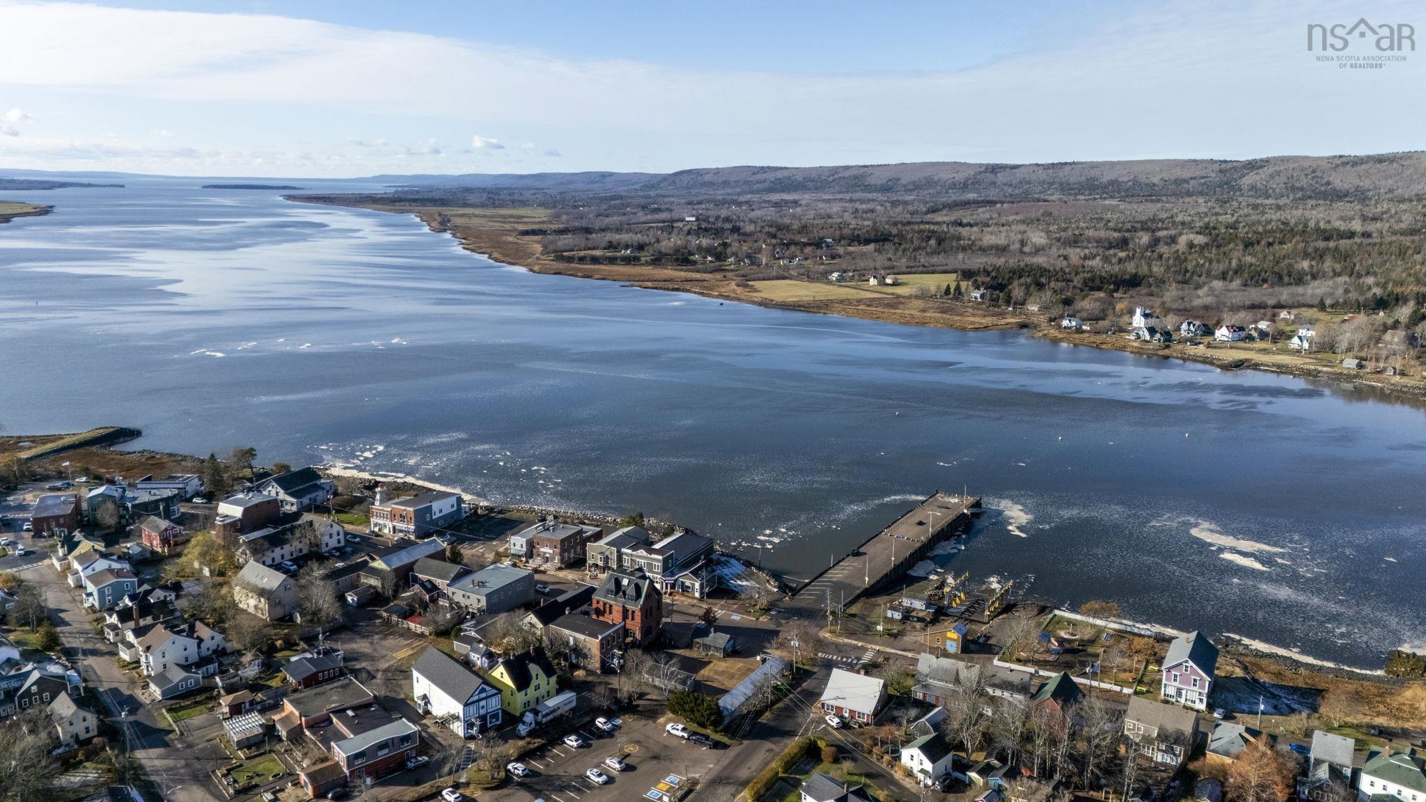 $1,500,000.00: 9 Church St, 208 St George Street Street, Annapolis Royal