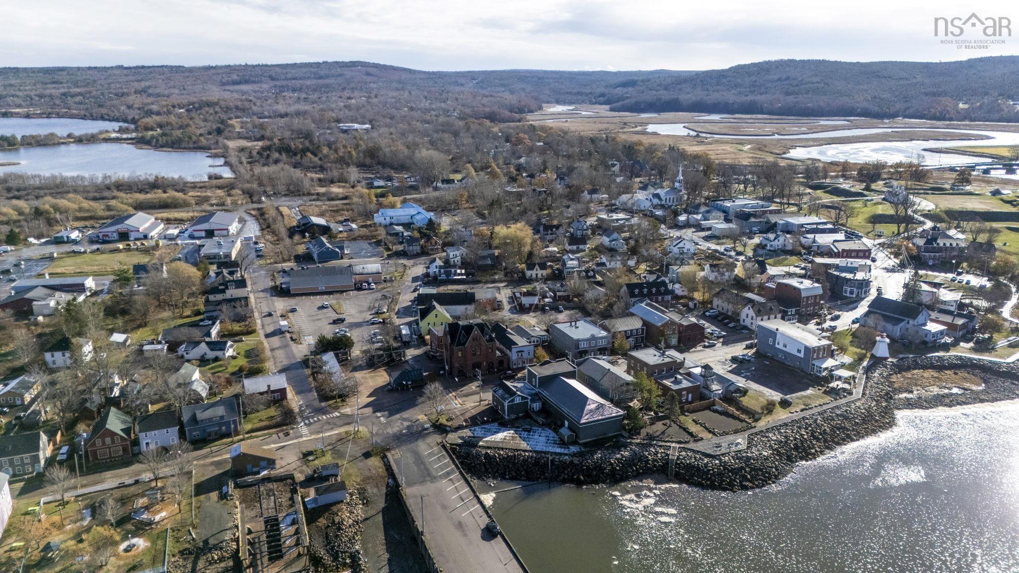 $1,500,000.00: 9 Church St, 208 St George Street Street, Annapolis Royal