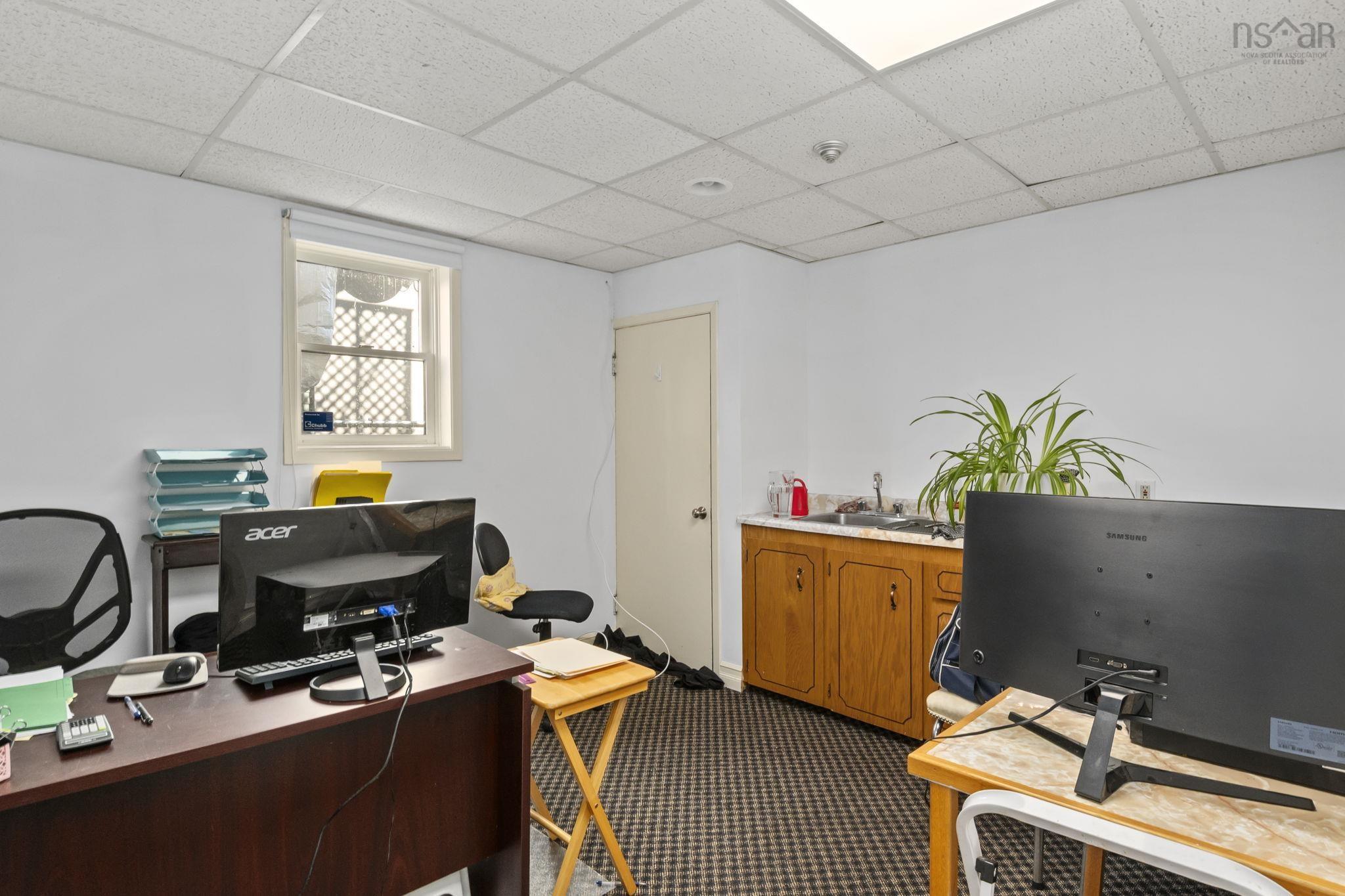 $1,500,000.00: 9 Church St, 208 St George Street Street, Annapolis Royal