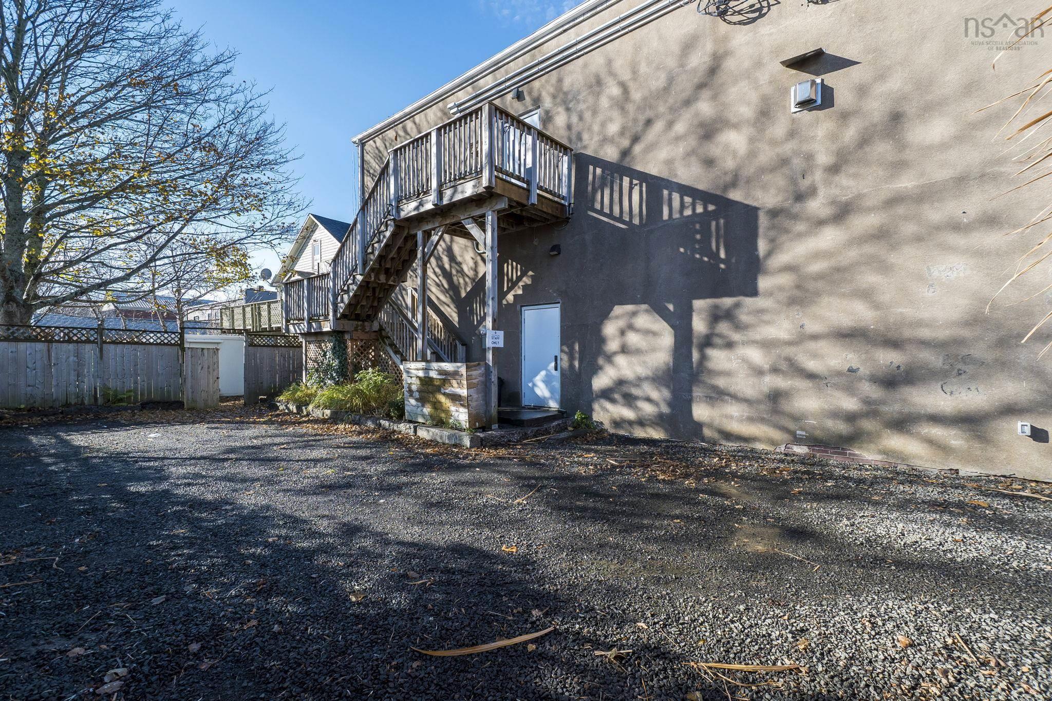 $1,500,000.00: 9 Church St, 208 St George Street Street, Annapolis Royal