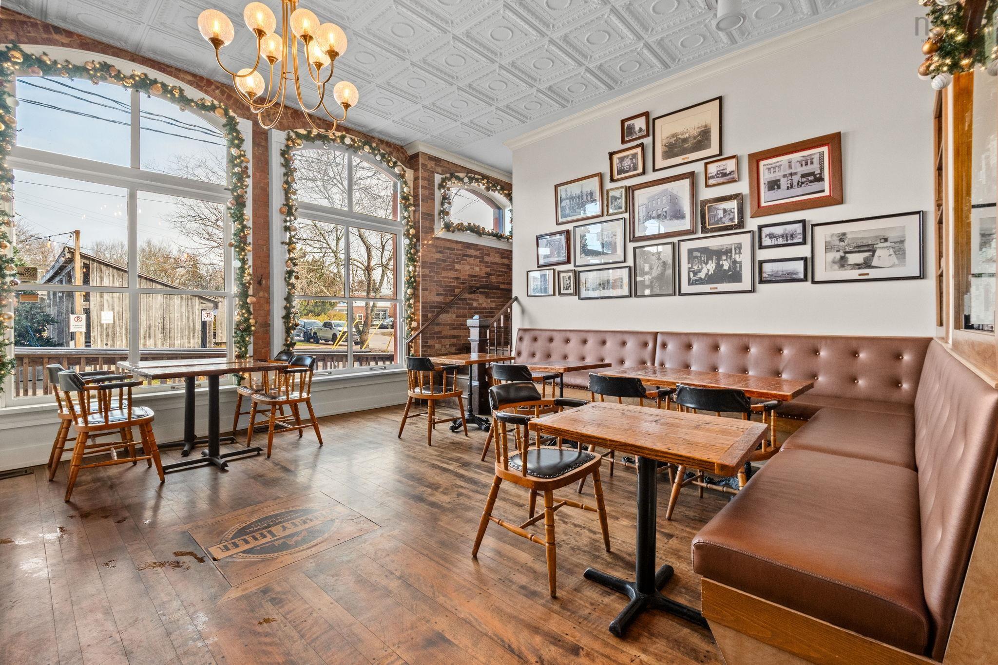 $1,500,000.00: 9 Church St, 208 St George Street Street, Annapolis Royal