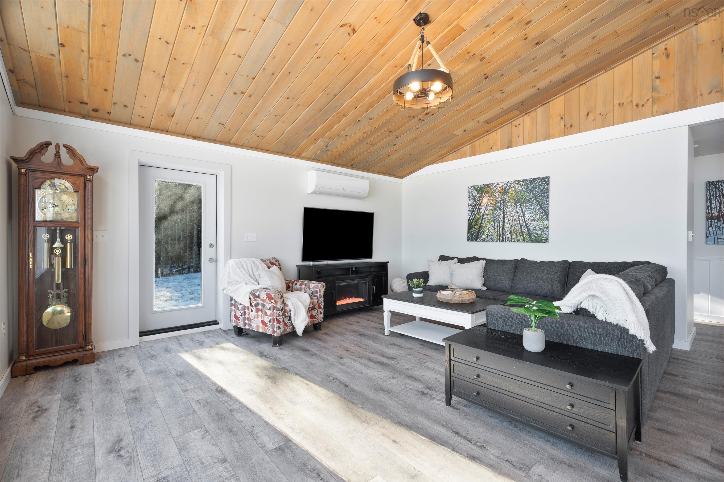 $480,000.00: 42 Liscomb Wharf Road, Liscomb