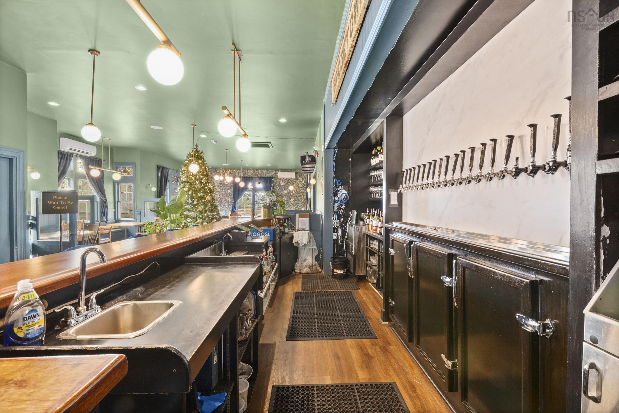 $950,000.00: 73 Queen Street, Bridgetown