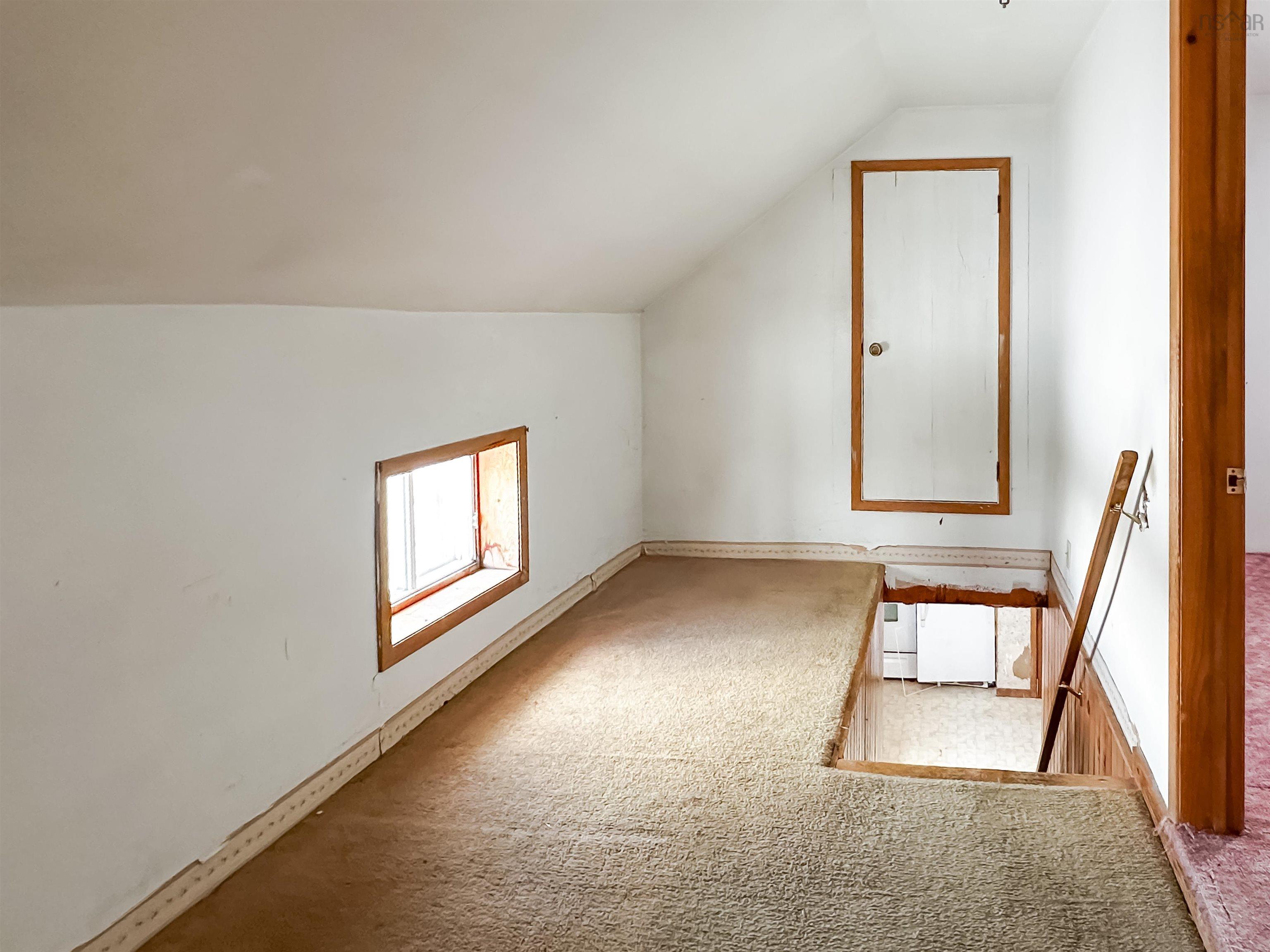 $220,000.00: 13 Brow Of Mountain Road, Mountain Front