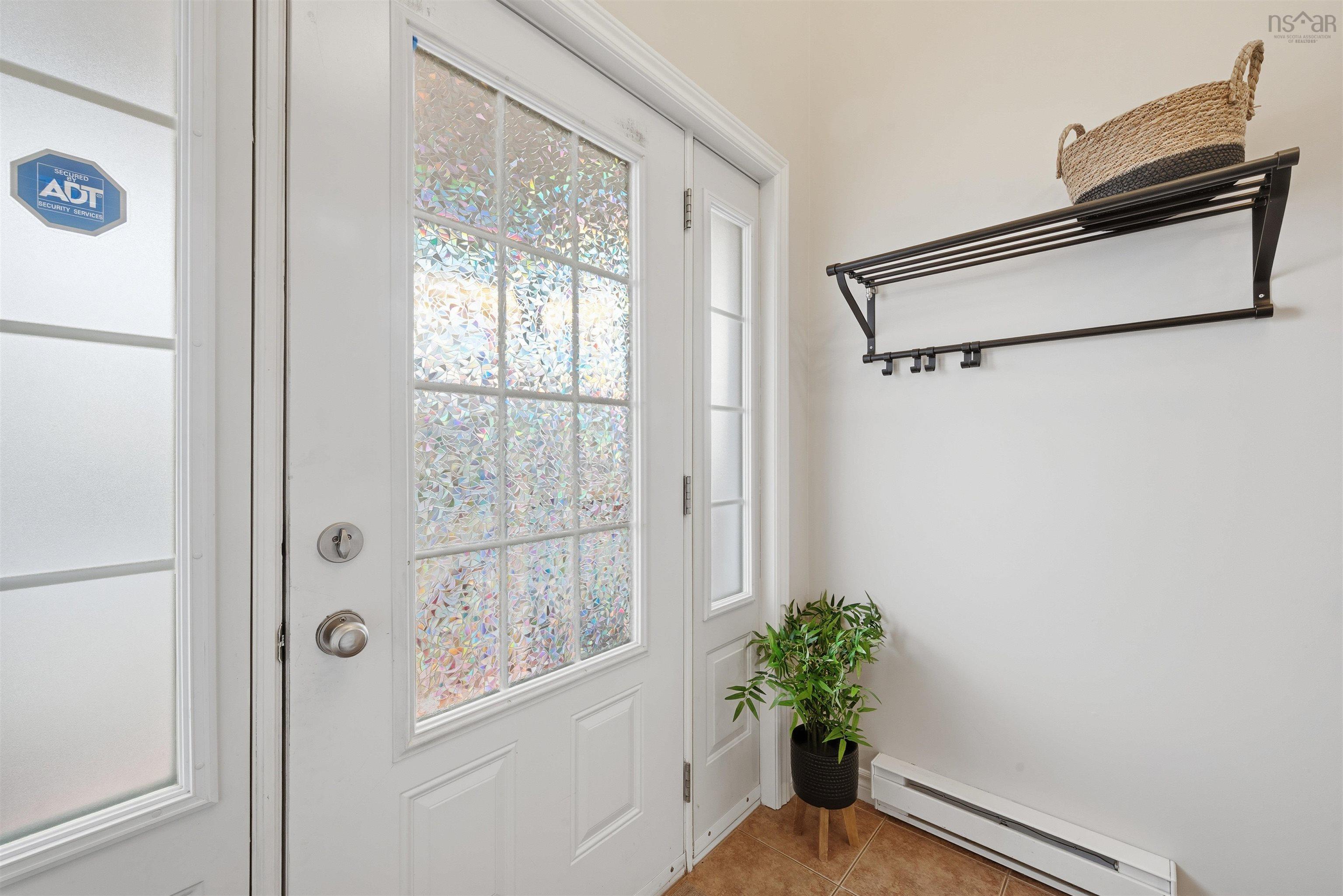 $589,000.00: 69 Outrigger Cres, Halifax