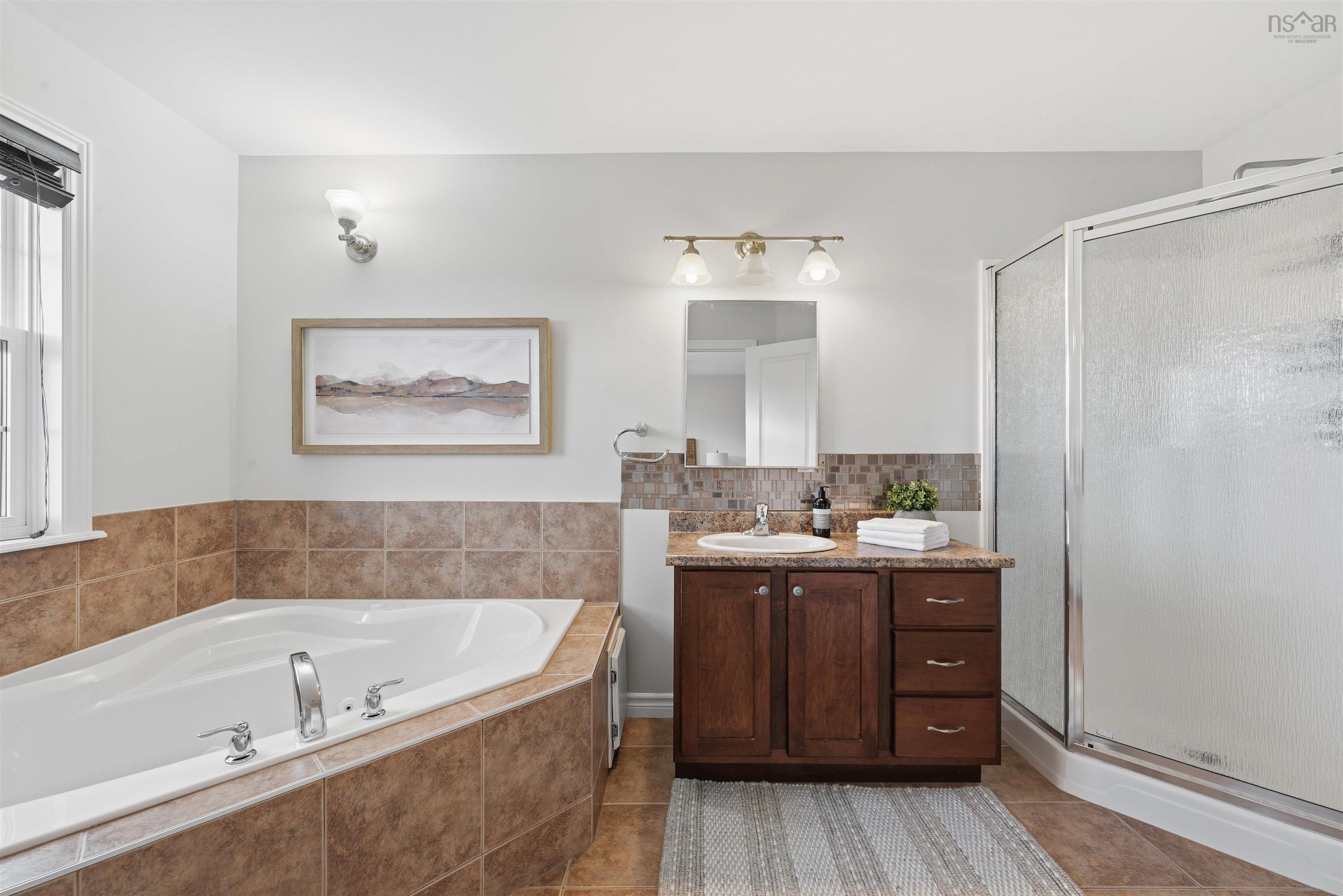 $589,000.00: 69 Outrigger Cres, Halifax