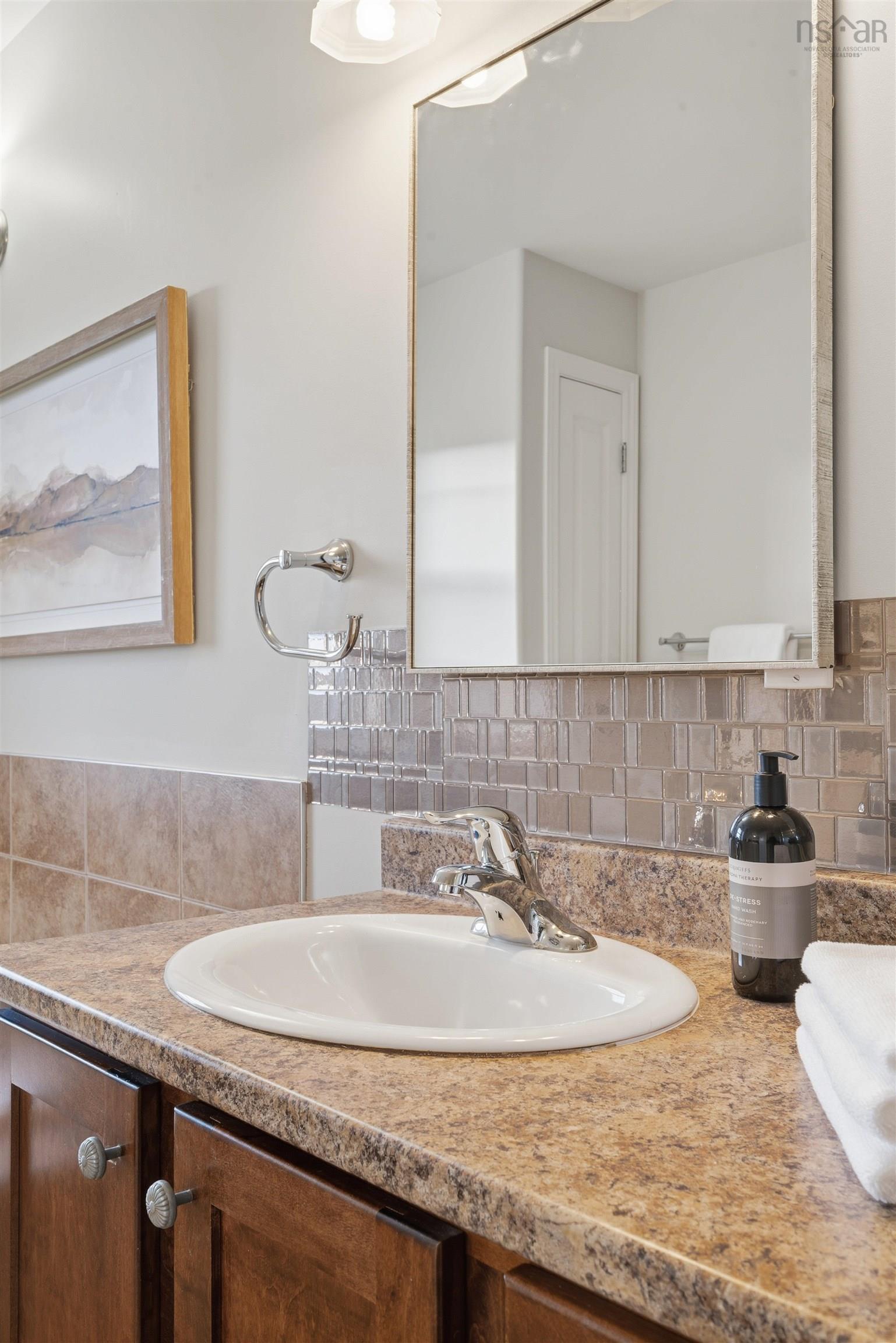 $589,000.00: 69 Outrigger Cres, Halifax