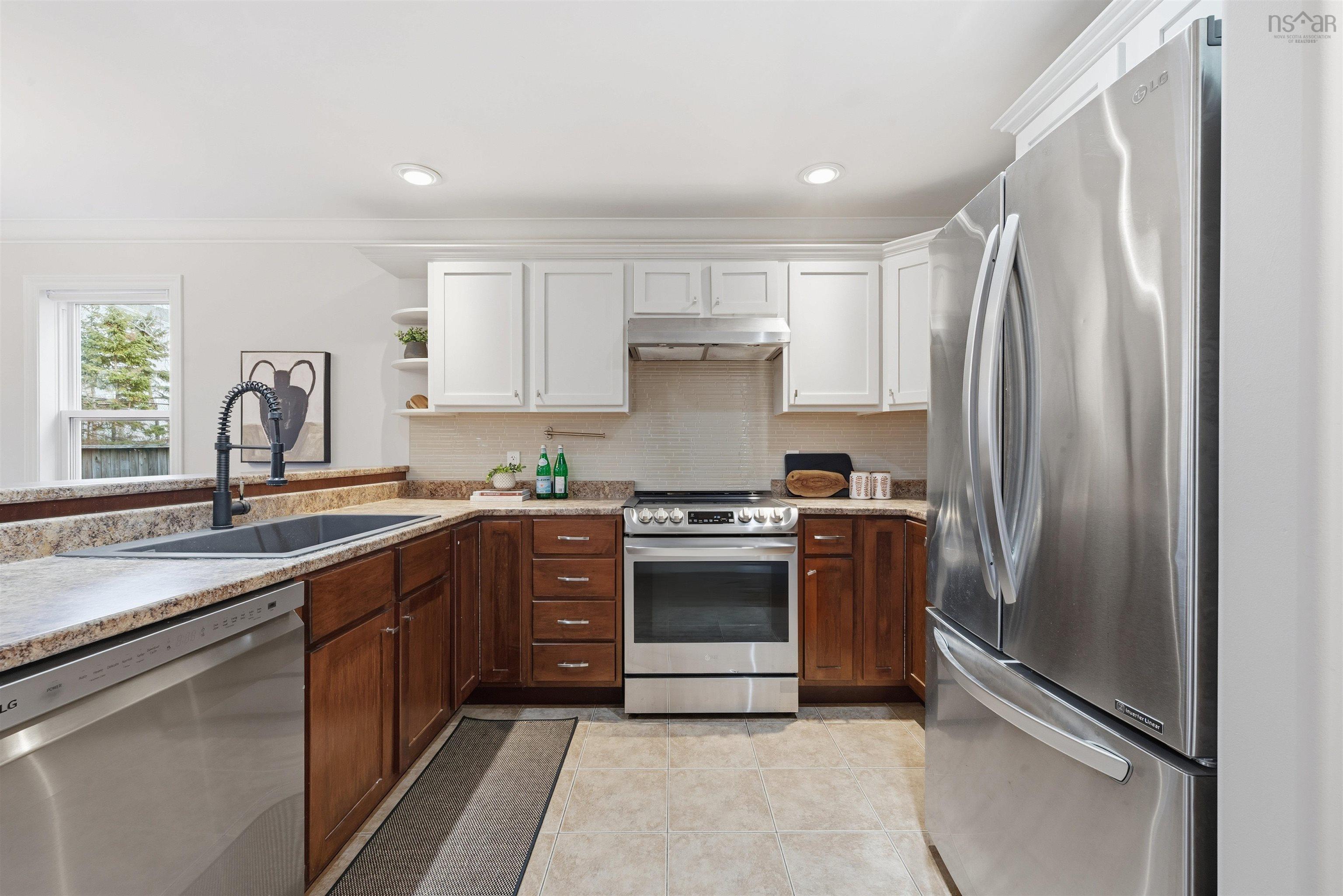 $589,000.00: 69 Outrigger Cres, Halifax