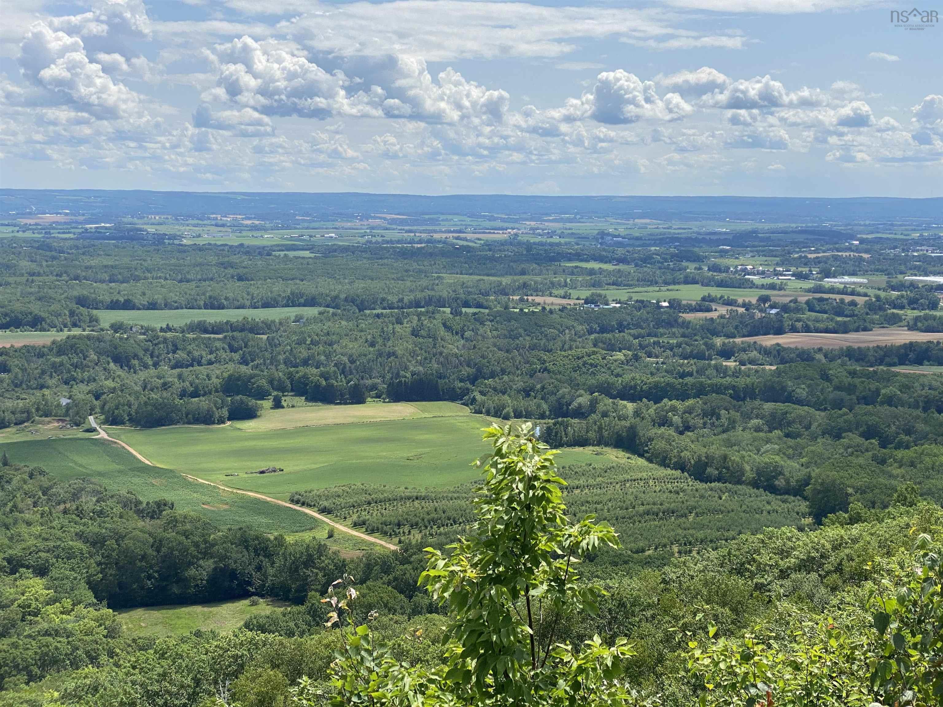 $525,000.00: 3335 358 Highway, Arlington